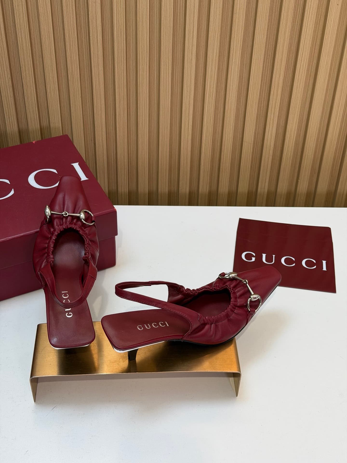 D6876 2026 Early Autumn 🆕 GUCCI High-end Boutique Vittoria series elastic laces, breathable low-heel women’s shoes for spring and autumn new arrivals 🆕 Gucci small square-toe series mid-height low-heel sandals 😍 Horsehead clasp back-empty cat-heel shoes ‼ — image 5