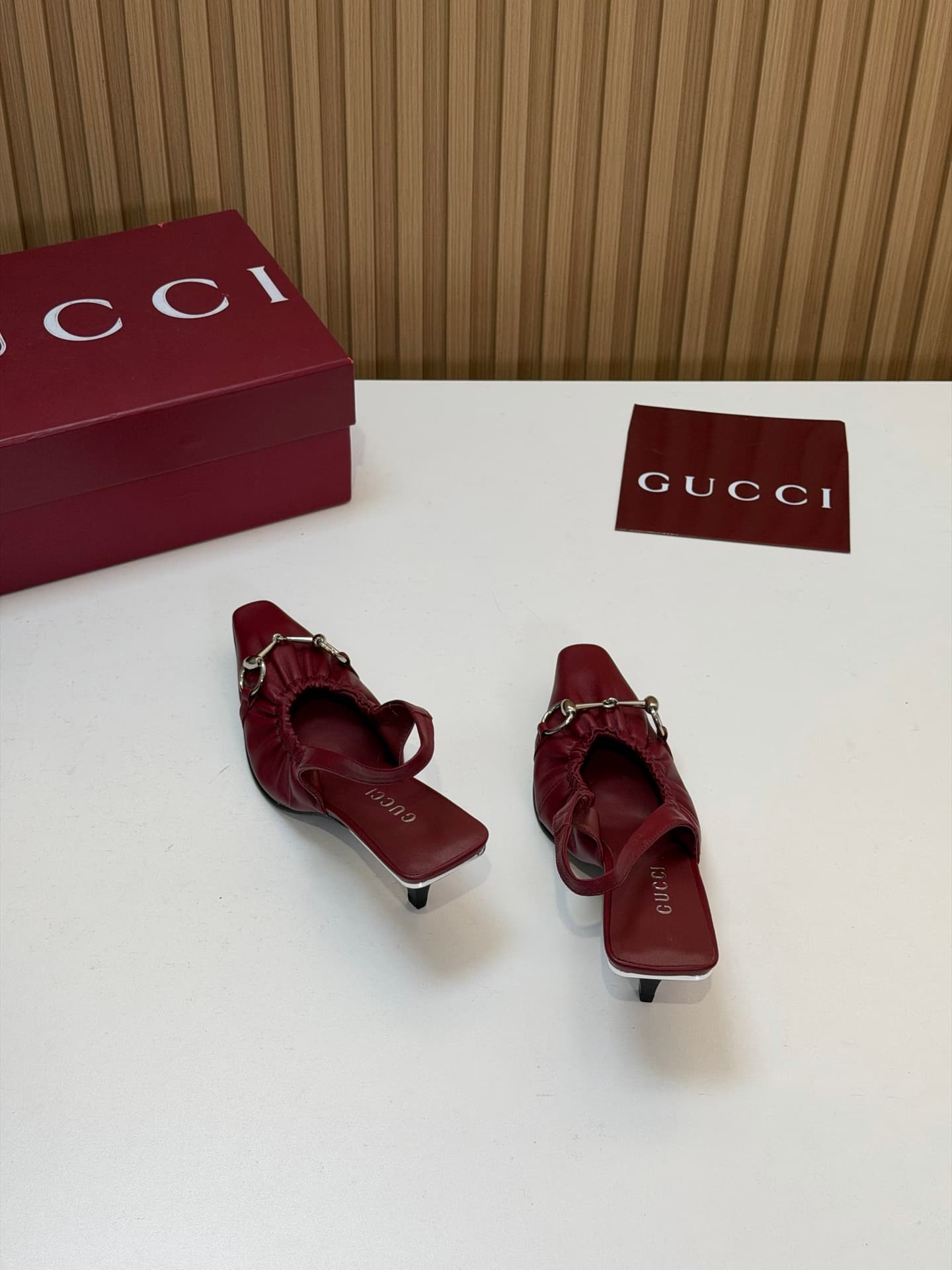 D6876 2026 Early Autumn 🆕 GUCCI High-end Boutique Vittoria series elastic laces, breathable low-heel women’s shoes for spring and autumn new arrivals 🆕 Gucci small square-toe series mid-height low-heel sandals 😍 Horsehead clasp back-empty cat-heel shoes ‼ — image 6