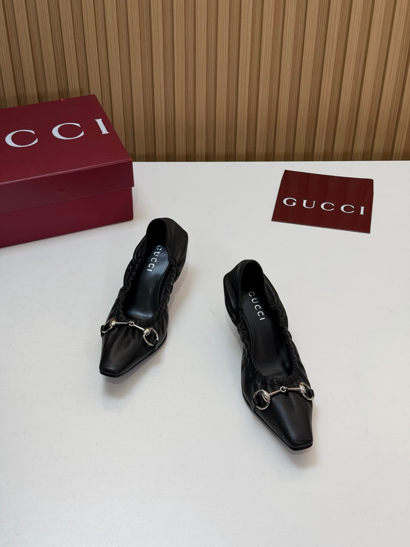 D6871 2026 early autumn 🆕 GUCCI high-end boutique Vittoria series elastic laces, rubber straps, breathable women’s shoes for spring and autumn new products 🆕 Gucci small block toe series mid-calf, breathable sandals 😍 horse buckle back-pocket heel shoes ‼ — image 2