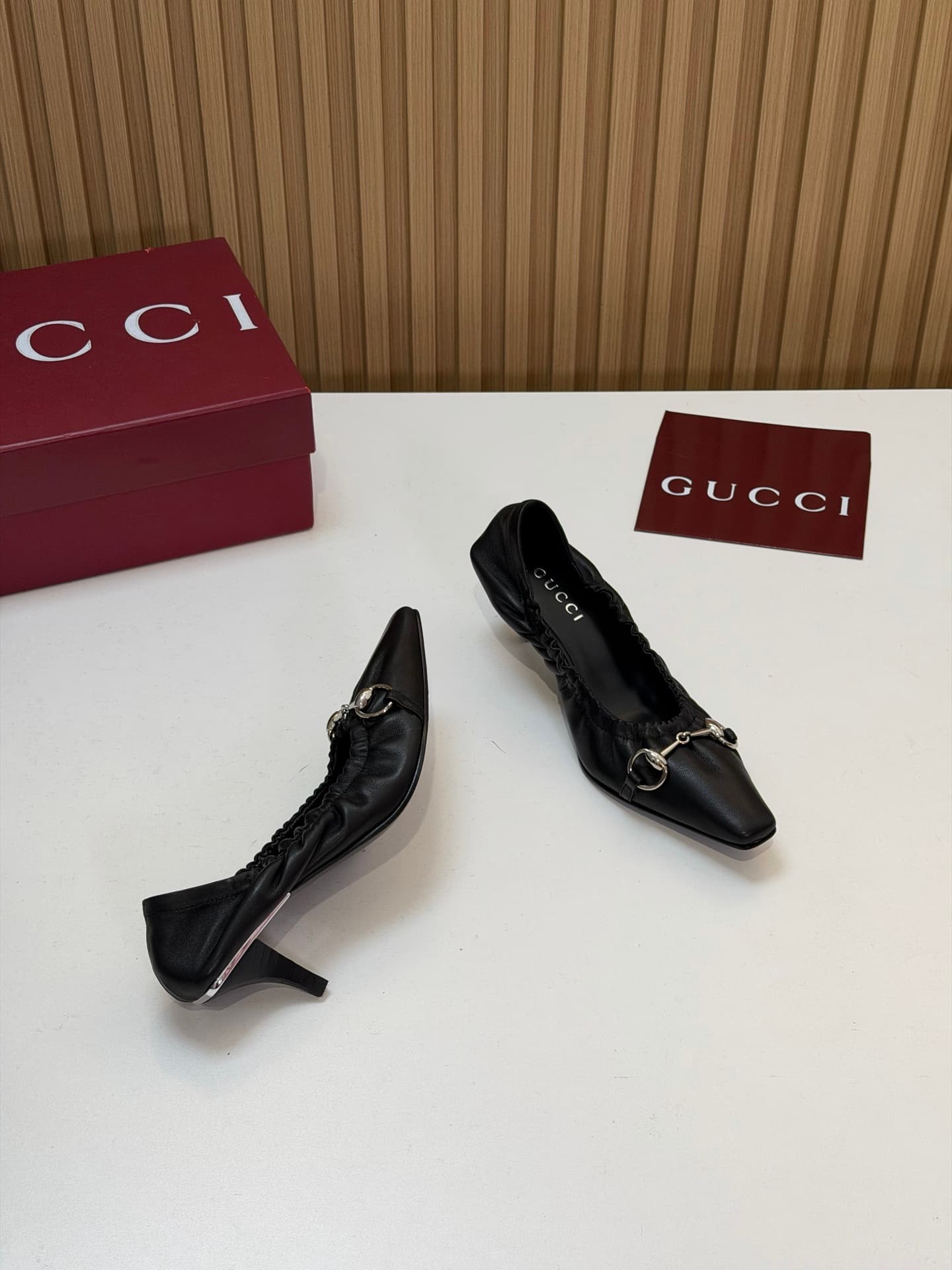 D6871 2026 early autumn 🆕 GUCCI high-end boutique Vittoria series elastic laces, rubber straps, breathable women’s shoes for spring and autumn new products 🆕 Gucci small block toe series mid-calf, breathable sandals 😍 horse buckle back-pocket heel shoes ‼ — image 8