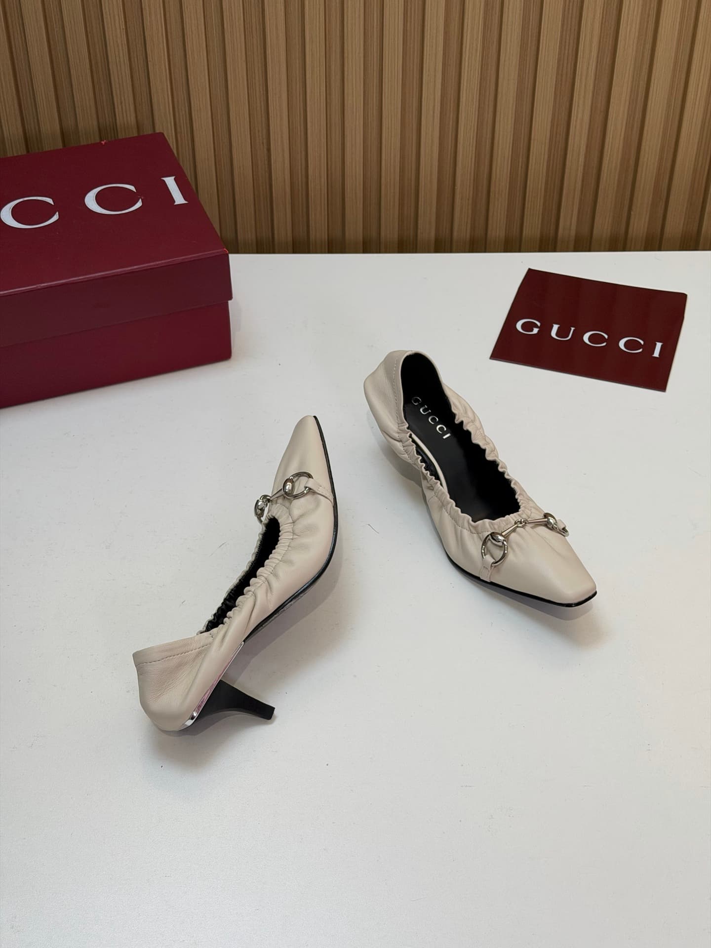 D6873 2026 Early Autumn 🆕 GUCCI High-end boutique Vittoria series elastic laces, rubber straps, breathable women’s shoes for spring and autumn new products 🆕 Gucci small square-toe series mid-height, breathable sandals 😍 Horsebit back-padded cat heel shoe — image 8