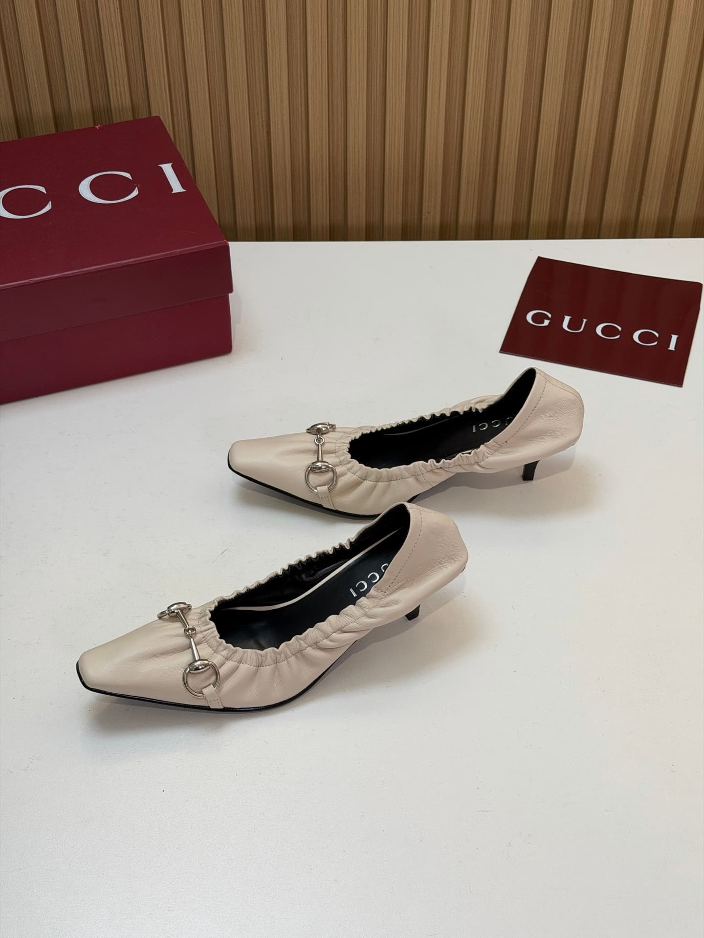 D6873 2026 Early Autumn 🆕 GUCCI High-end boutique Vittoria series elastic laces, rubber straps, breathable women’s shoes for spring and autumn new products 🆕 Gucci small square-toe series mid-height, breathable sandals 😍 Horsebit back-padded cat heel shoe — image 4