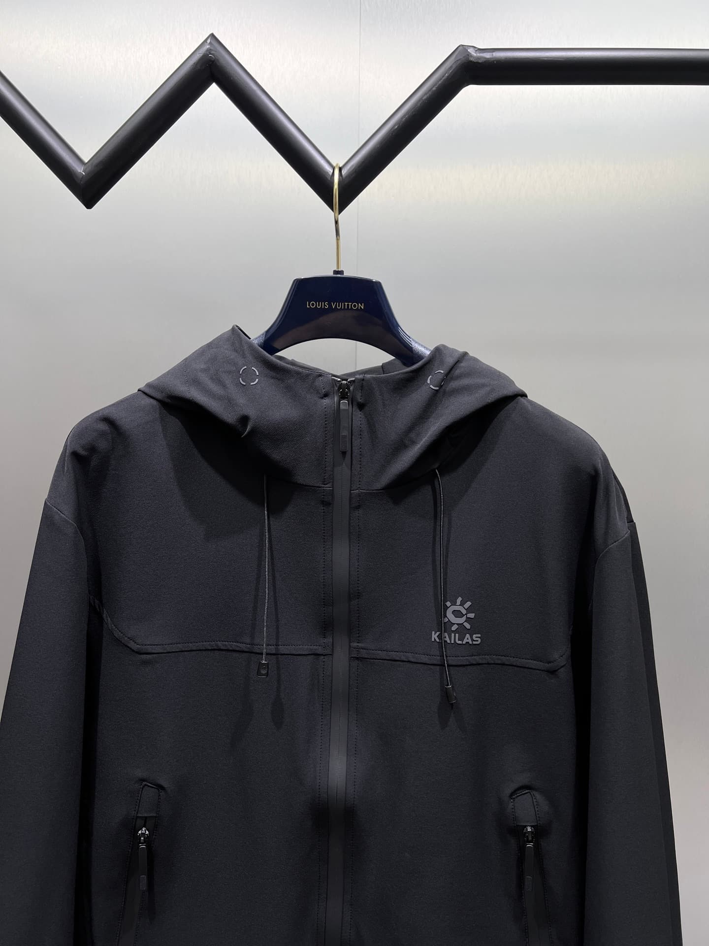 C10292 Kailas🌟 Caped jacket, outerwear 🔥 Updated on the official website ✨ Popular items, available through various channels. High-end custom designs – the quality can withstand any test. It provides you with a unique and elegant experience. All products  — image 4