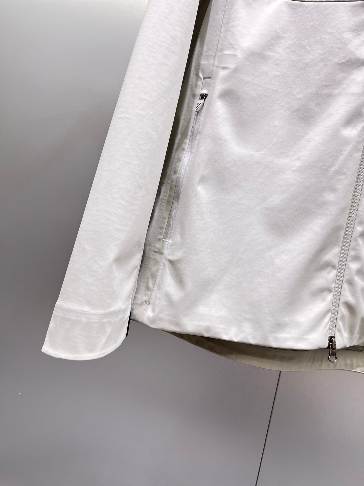 C10291 Kolop SPORT🌟 Caped windbreaker, jacket, coat 🔥 Official website同步✨ Popular items, channel stock, high-end customization. The quality can withstand any test; it offers you a unique wearing experience! All products go through strict selection process — image 8
