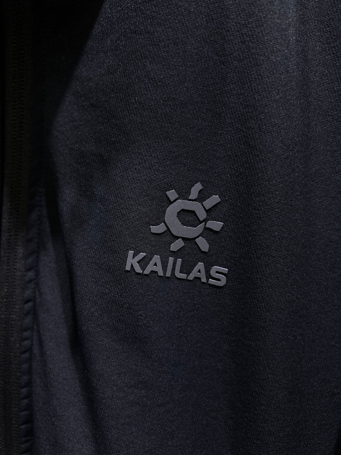 C10286 Kailas🌟 Stand-up Jacket 🔥 Available on the official website ✨ A must-have item. High-end custom-made products with quality that can withstand any test. It provides you with a unique wearing experience! All items go through strict selection processe — image 8