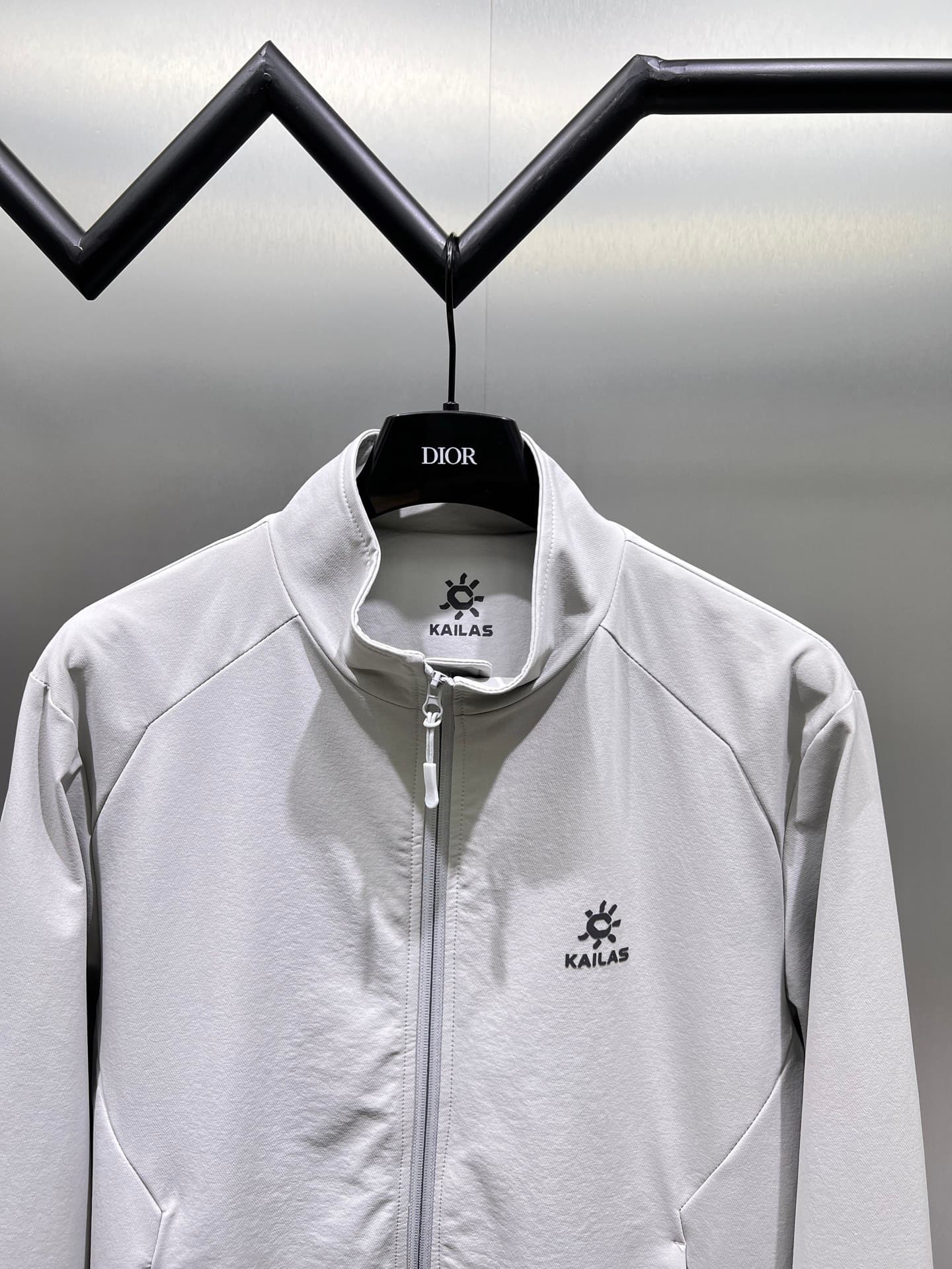 C10285 Kailas🌟 Stand-up Jacket 🔥 Available on the official website ✨ A must-have item. High-end customization – the quality can withstand any test. It gives you a unique wearing experience! All items go through strict selection processes, using original m — image 5