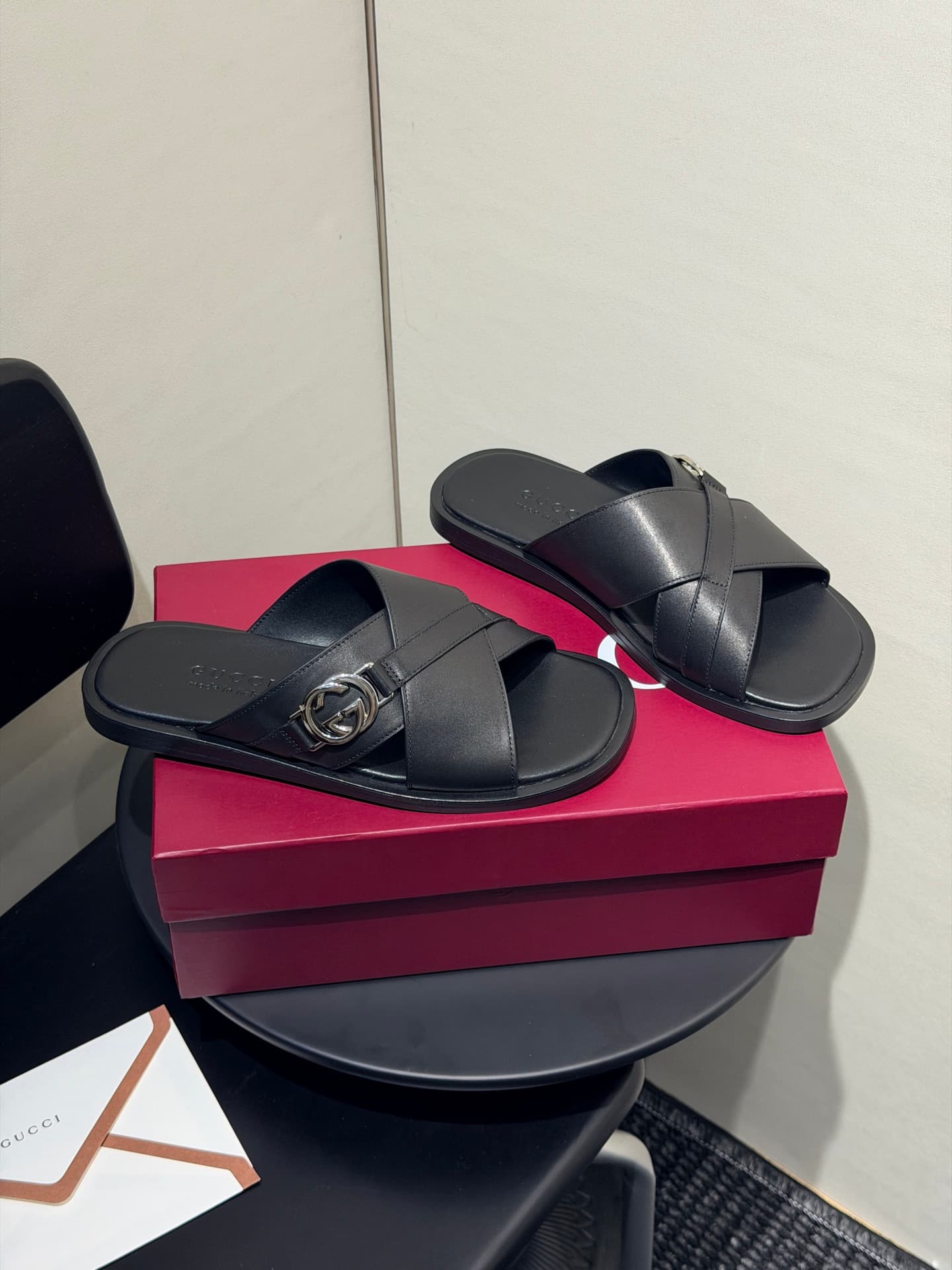 D7063 Men’s sandal shoes, crossed slippers — image 3