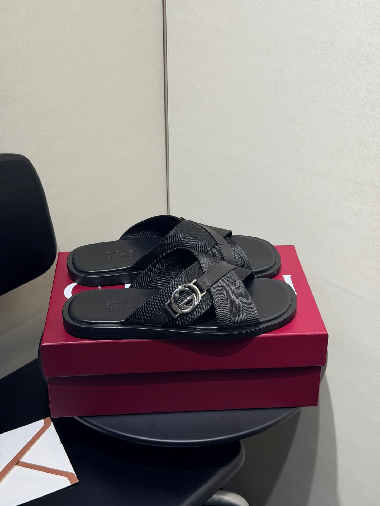 D7061 Men’s sandal shoes, crossed slippers — image 4