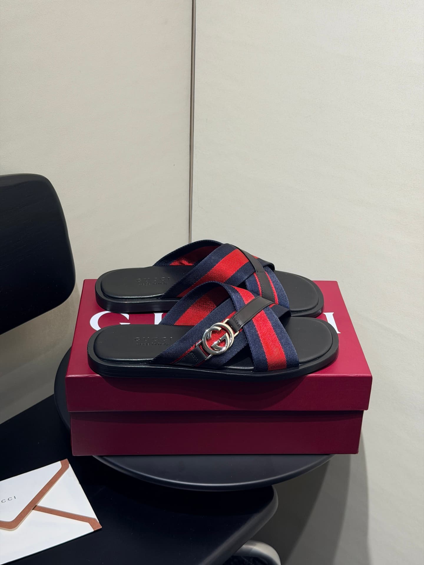 D7060 Men’s sandal-like slippers, crossed slippers — image 5