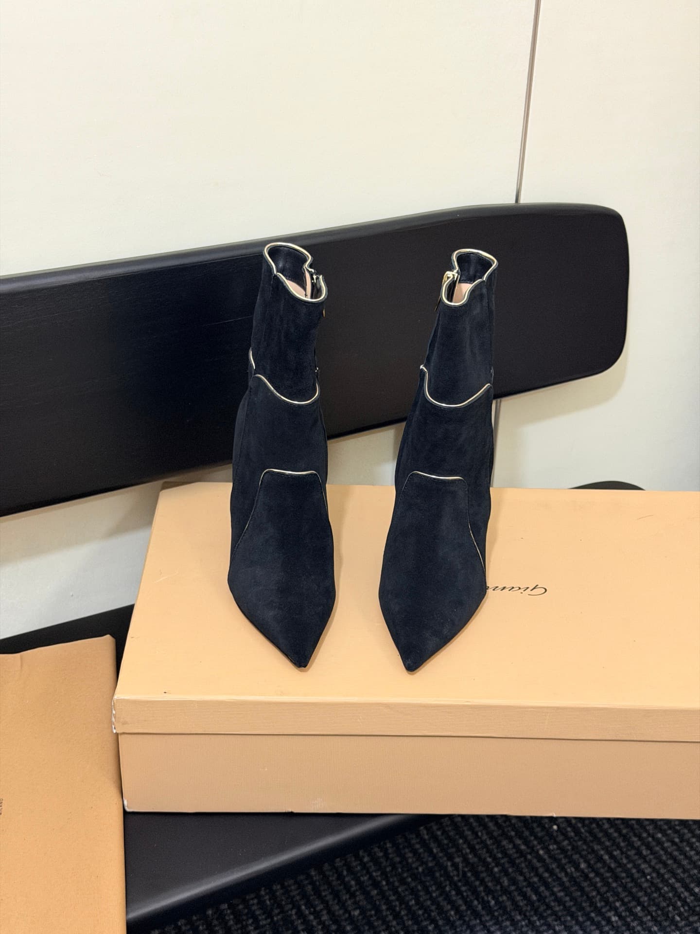 D8790 High-version products are manufactured — image 4