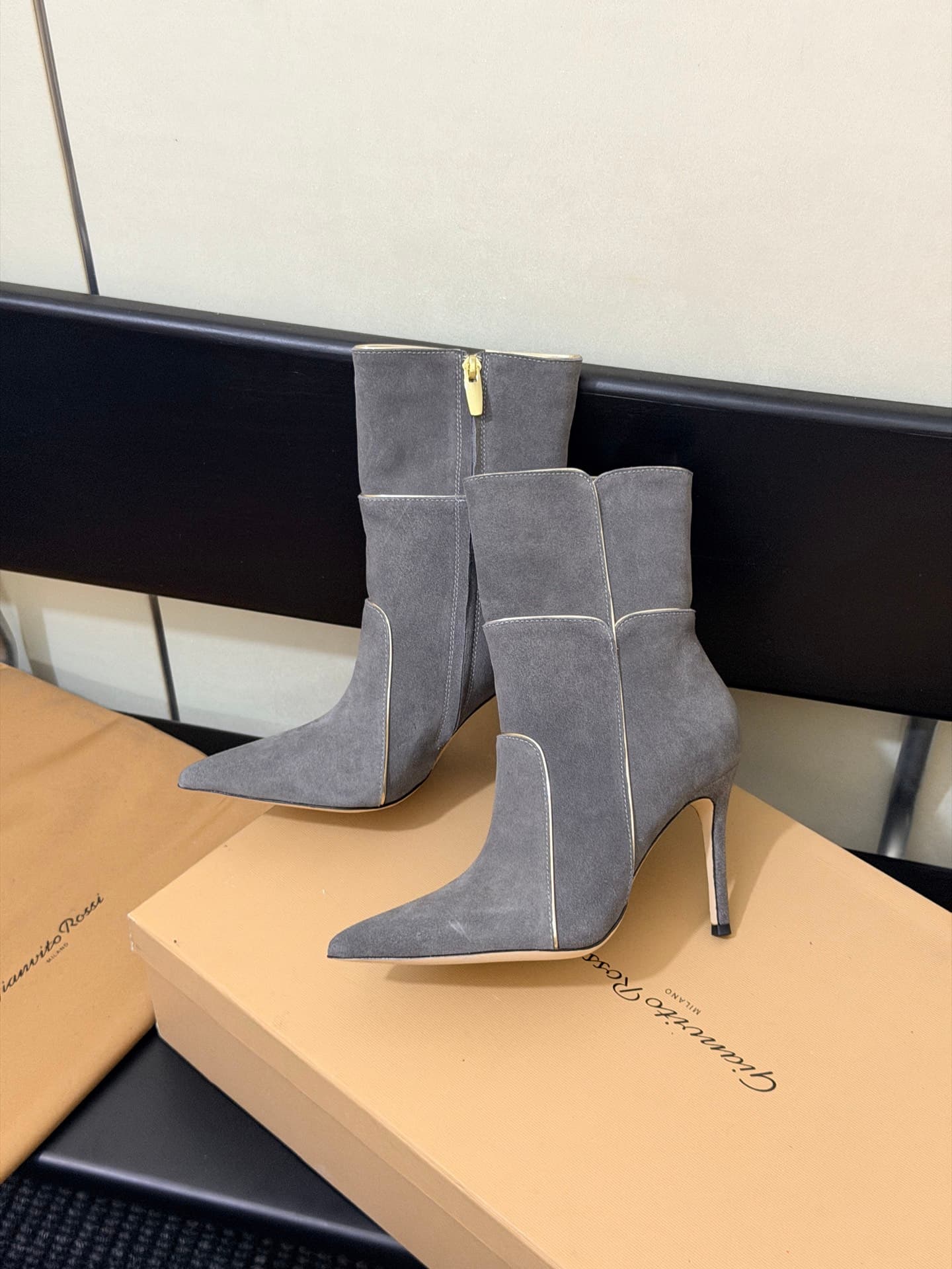 D8787 High-version products are produced in factory. — image 6