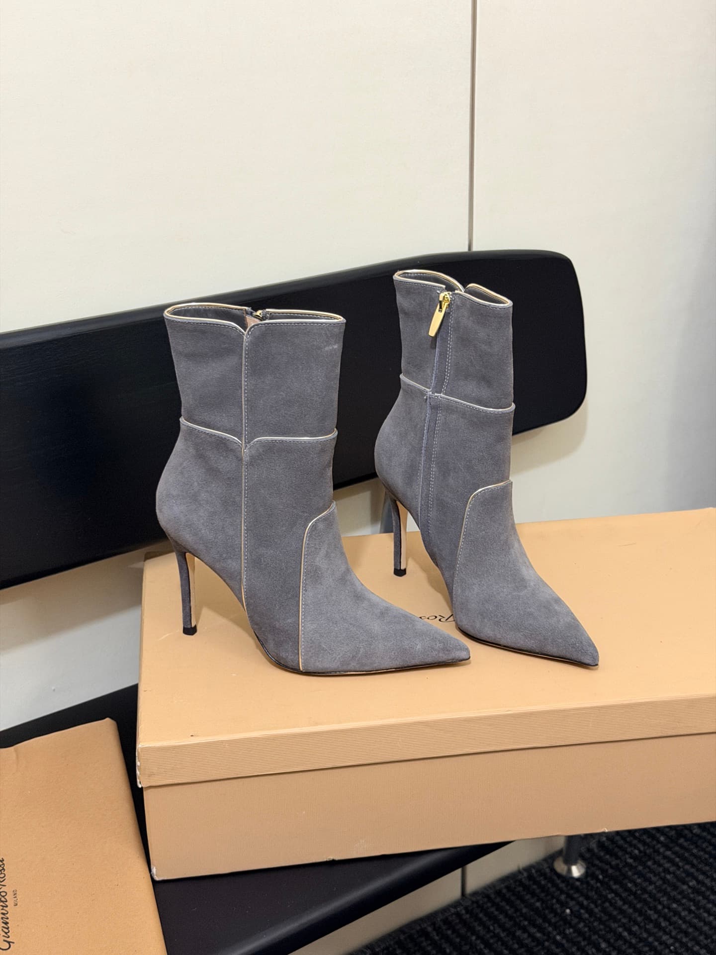 D8787 High-version products are produced in factory. — image 3