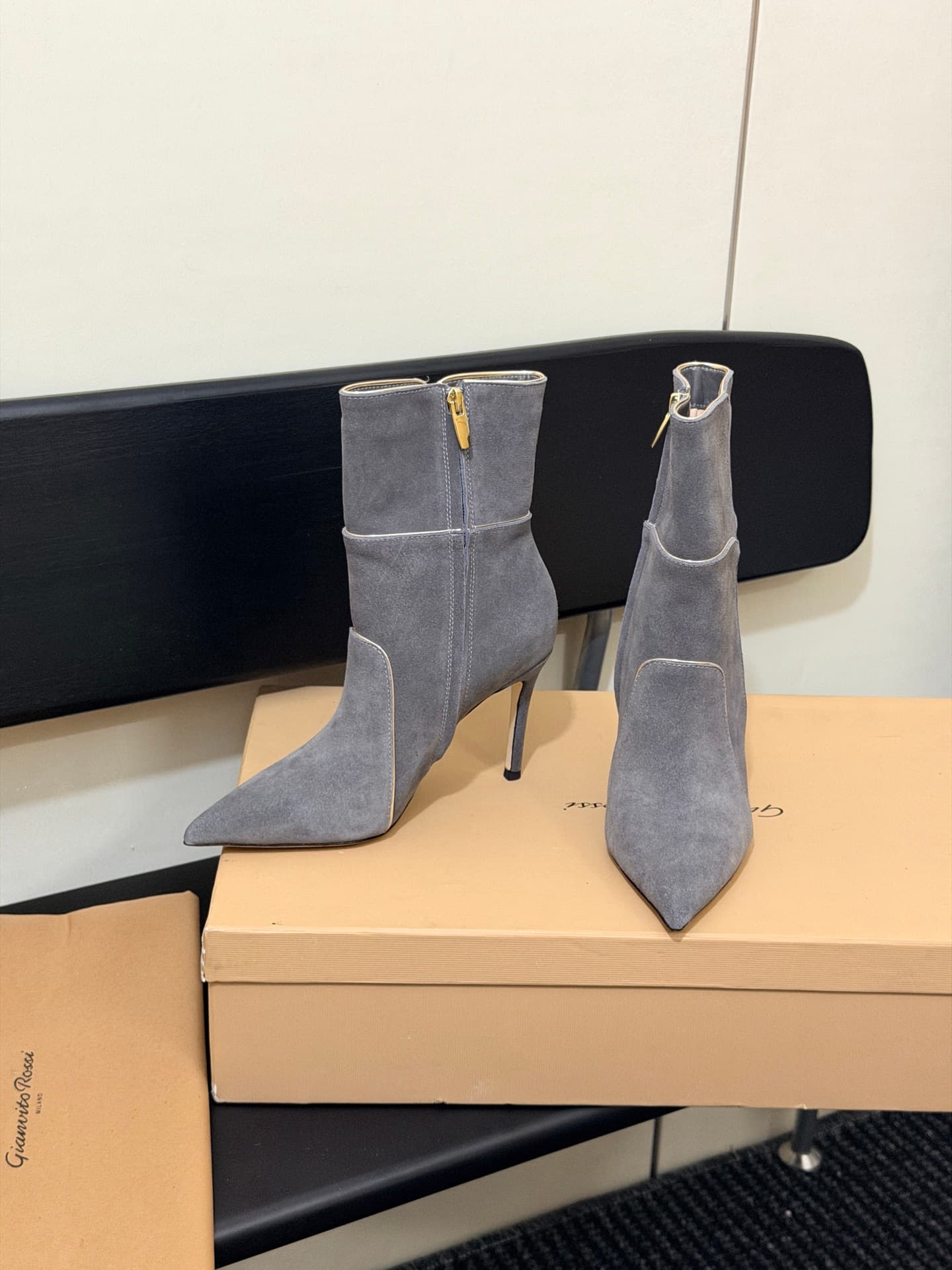 D8787 High-version products are produced in factory. — image 2