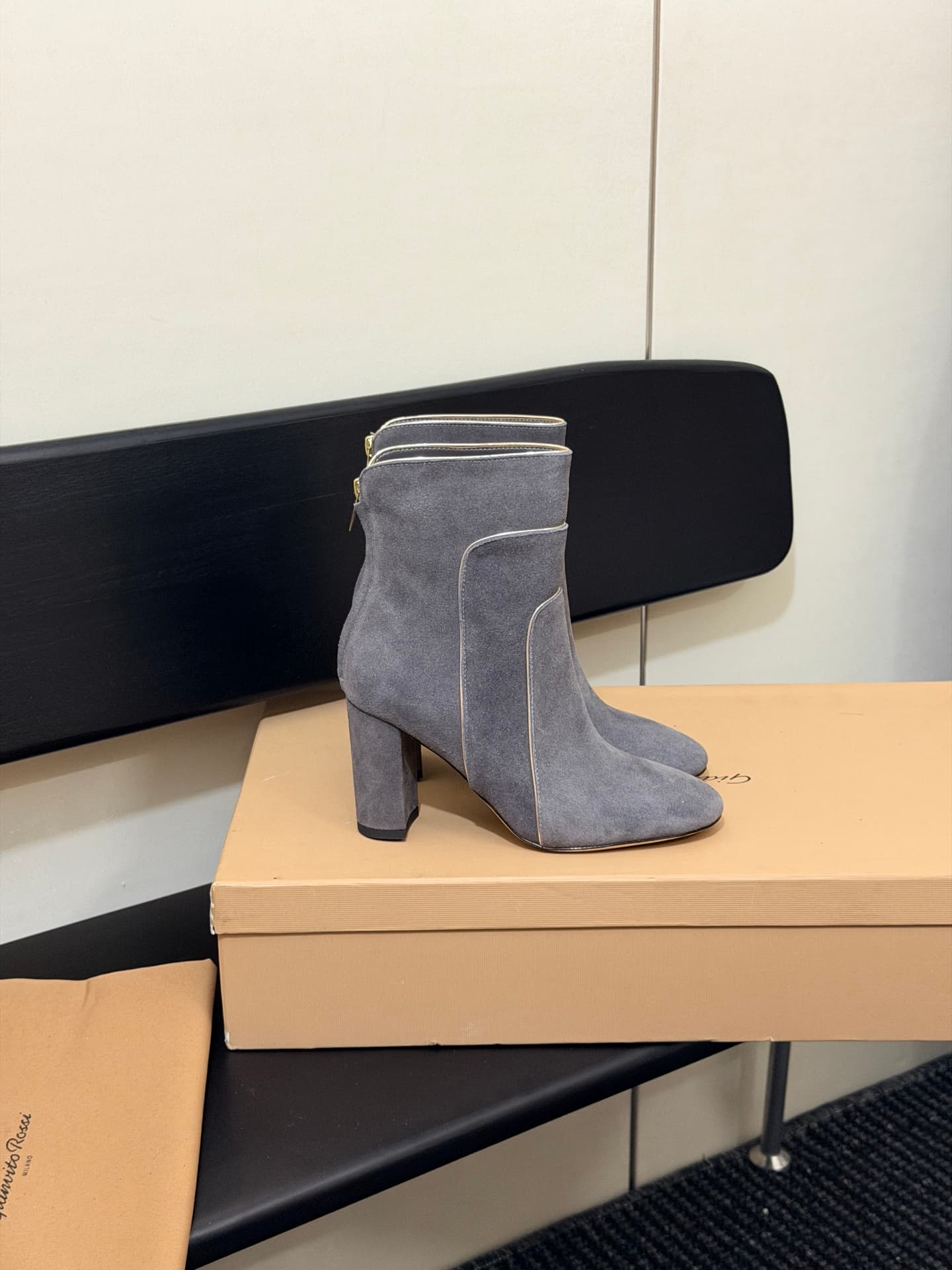 D8785 High-version products are produced at the factory — image 1