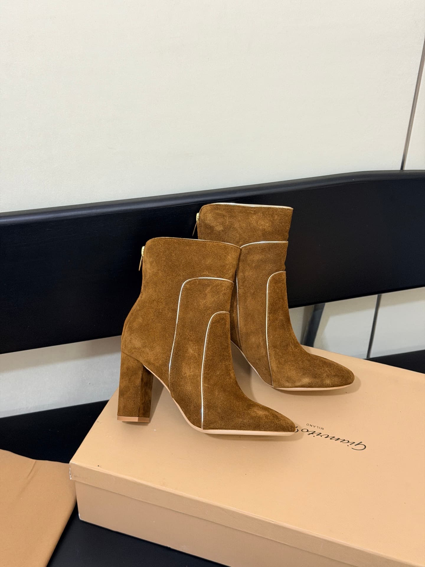 D8784 High-version products are manufactured. — image 4