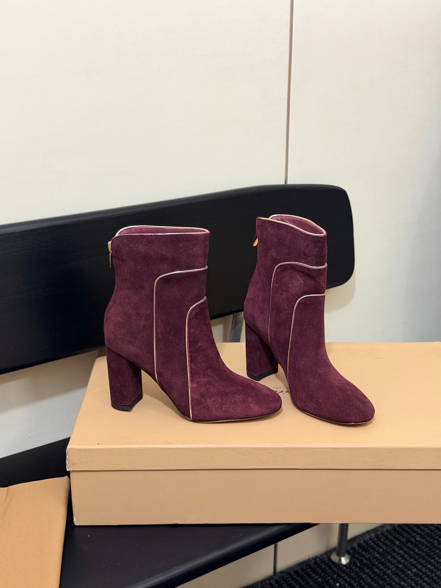 D8782 High-version products are produced at the factory — image 3