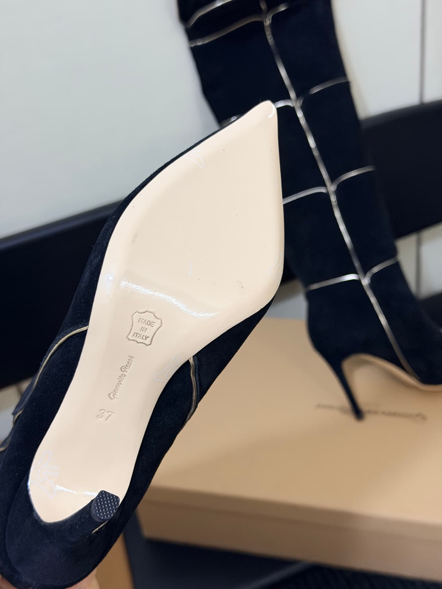 D8801 High-version products are manufactured — image 7