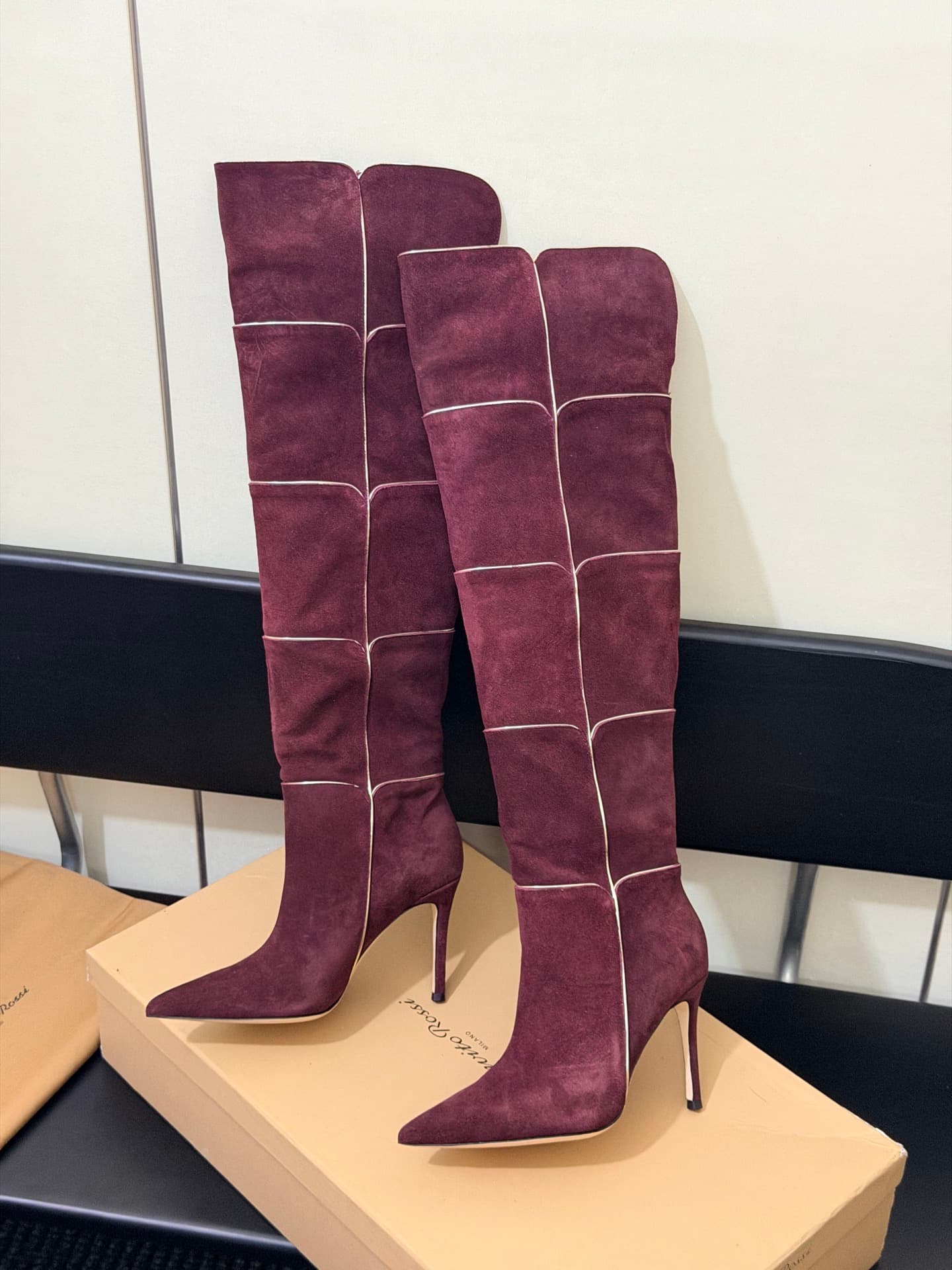 D8798 High-version products are produced in bulk — image 4