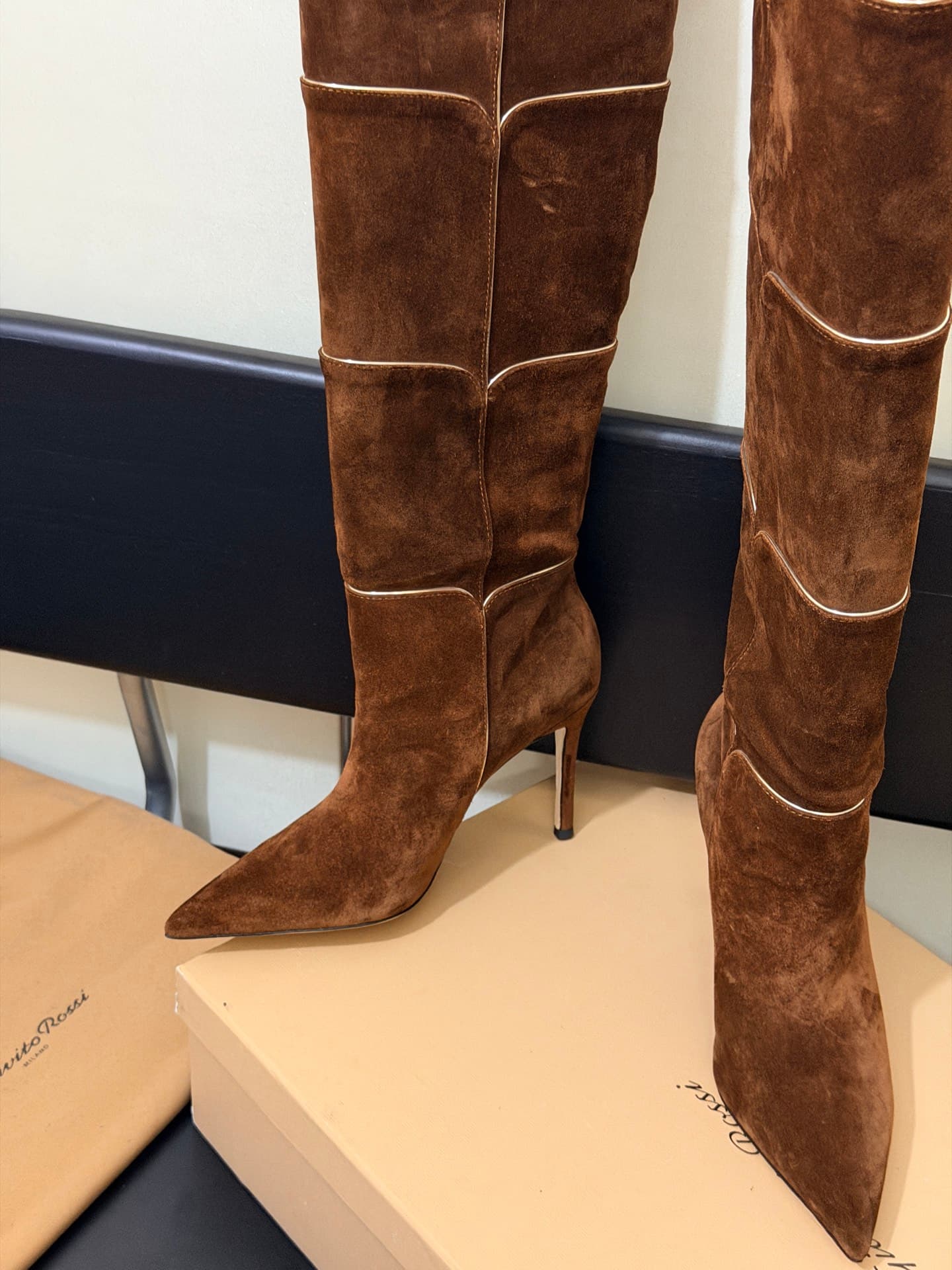 D8797 High-version products are manufactured — image 5