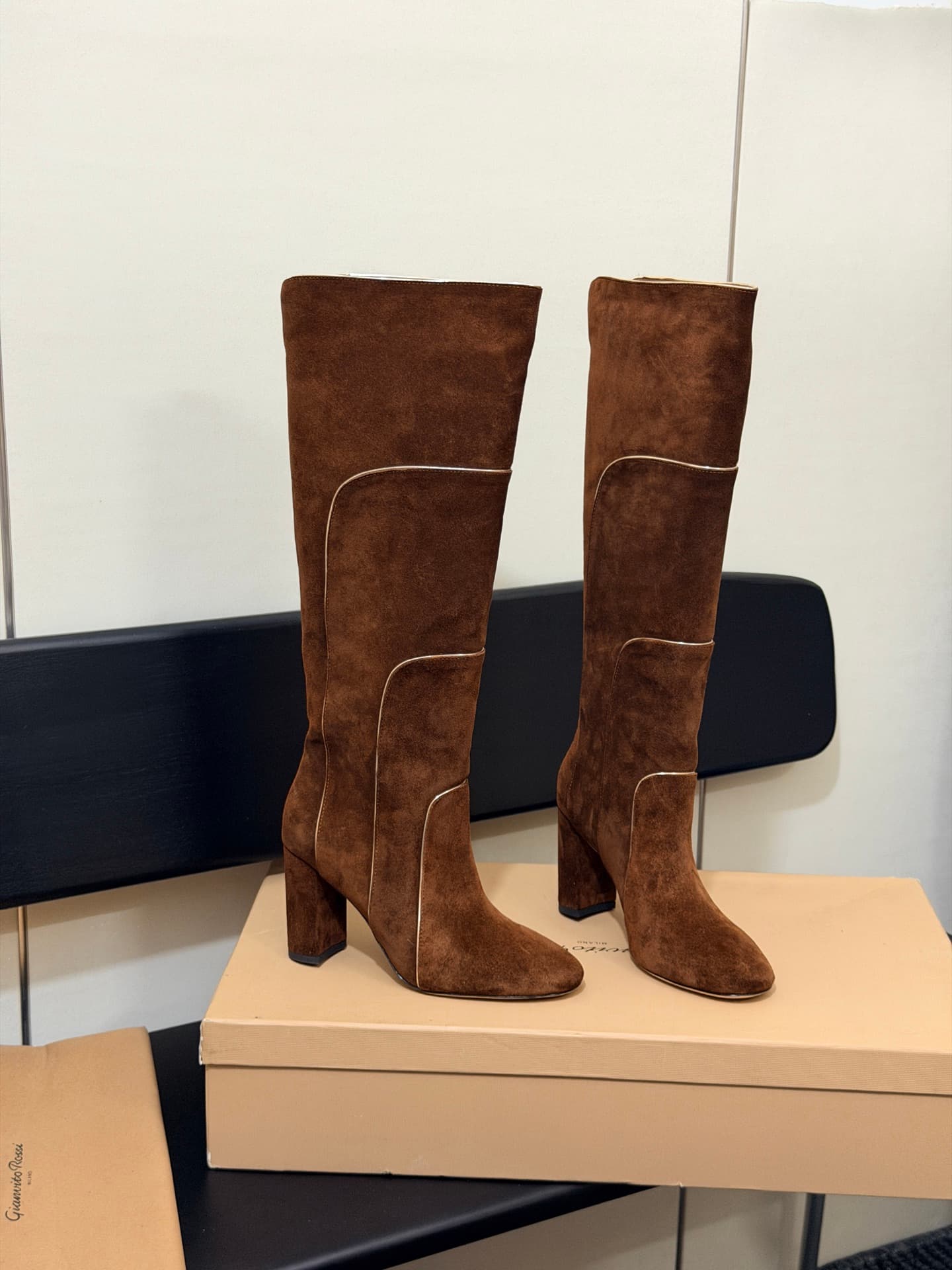 D8795 High-version products are produced at the factory — image 3