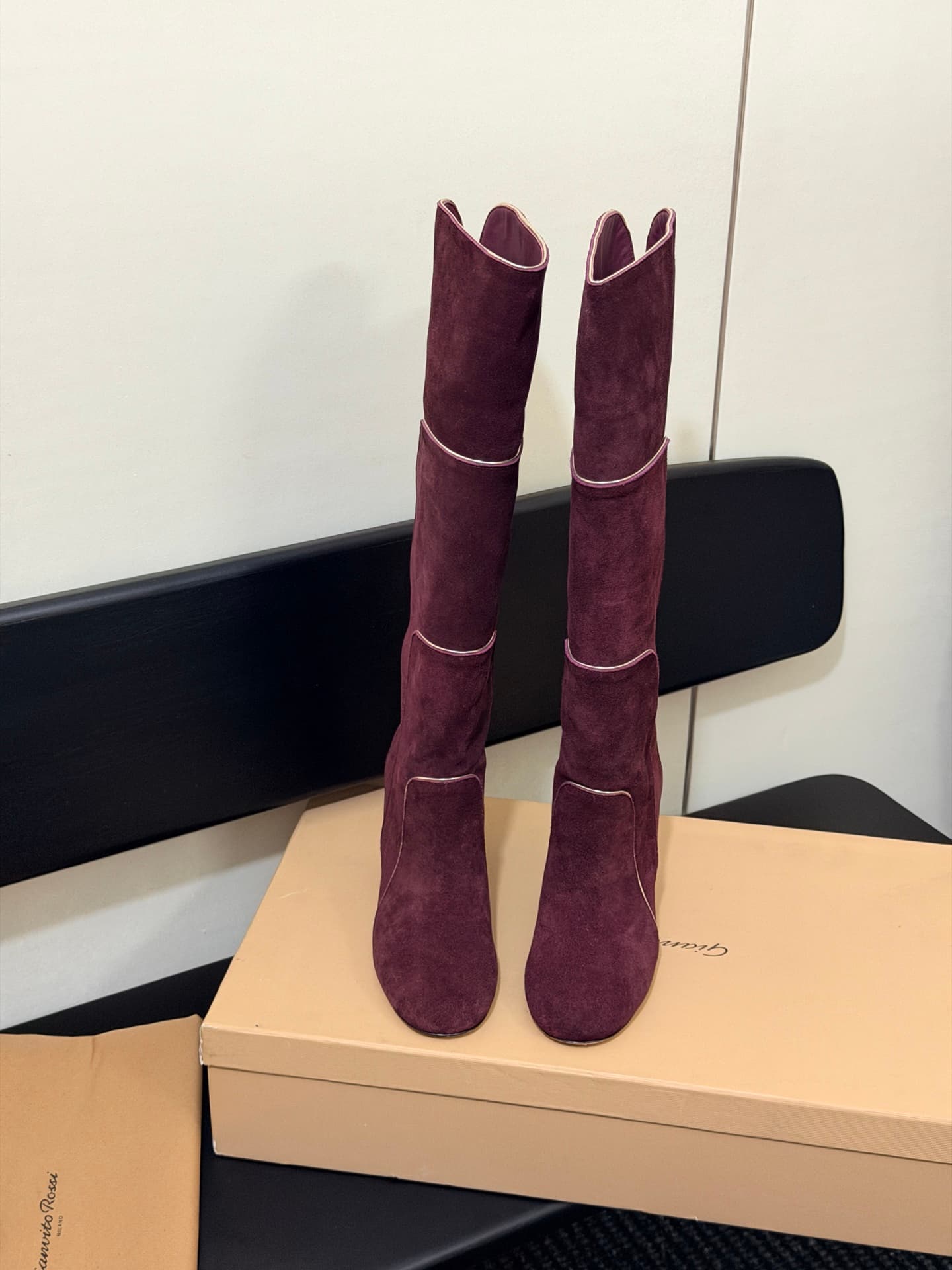 D8794 High-version products are manufactured. — image 5