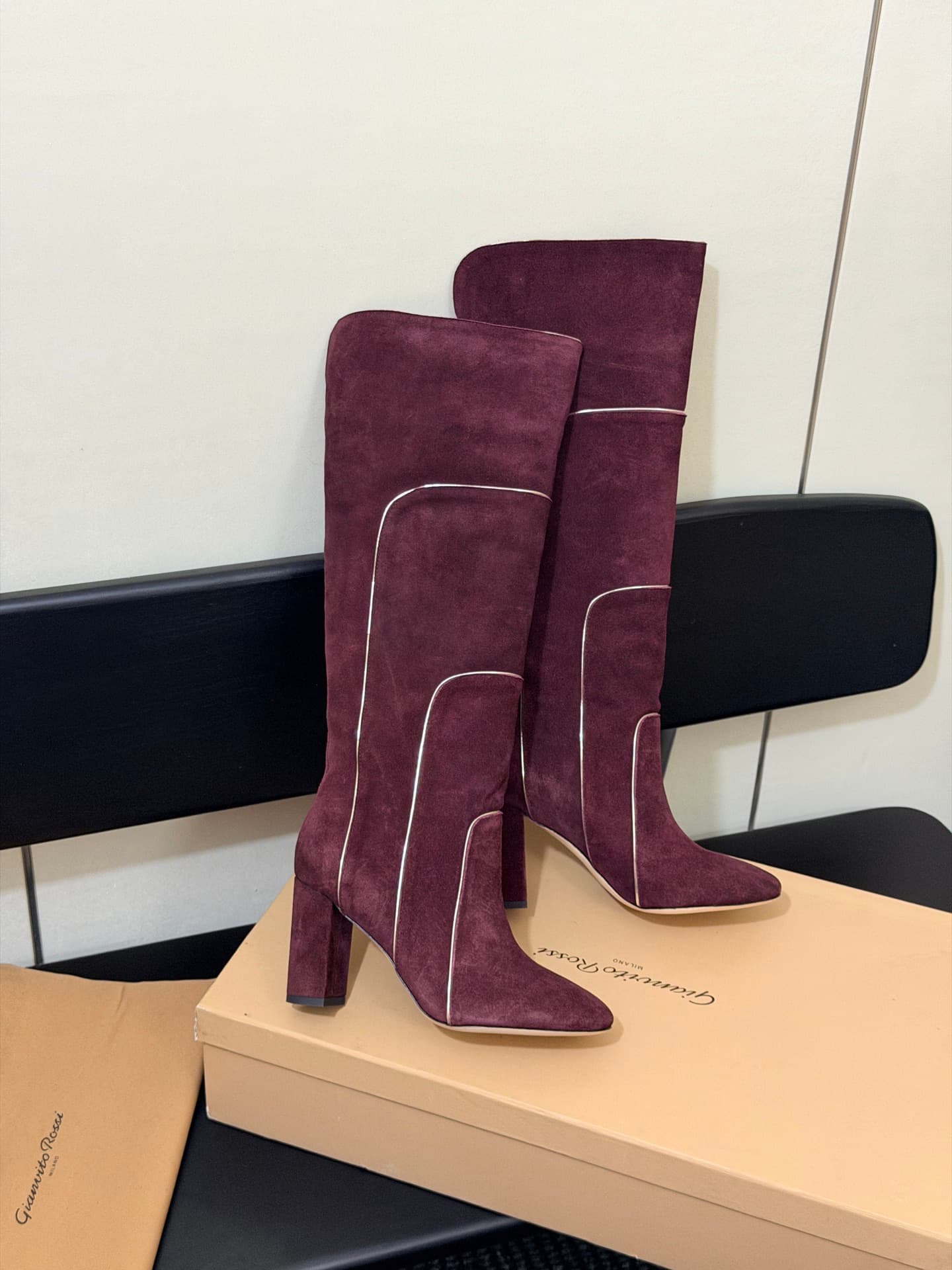 D8794 High-version products are manufactured. — image 3