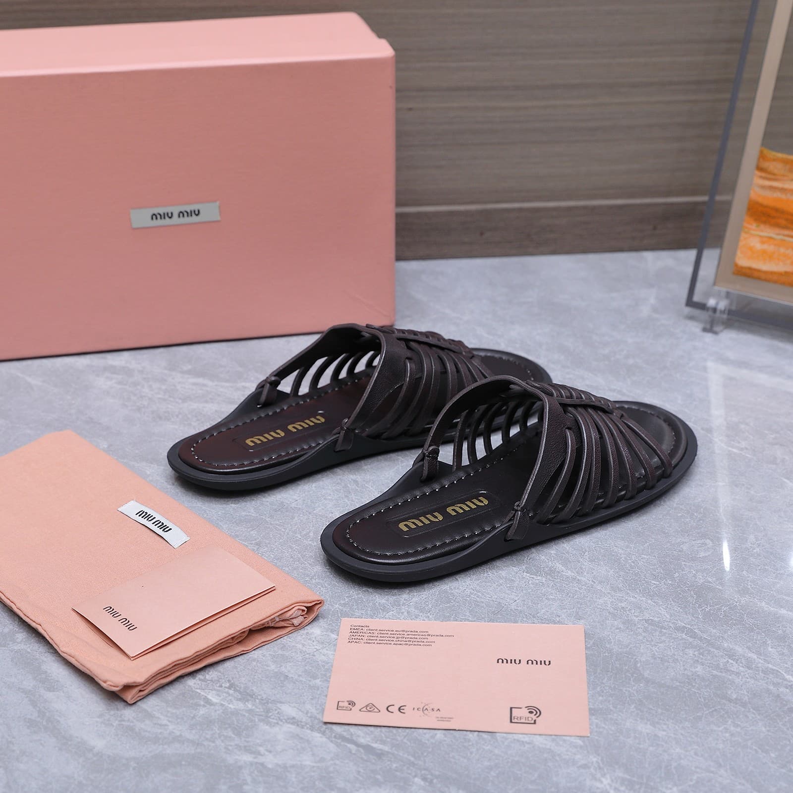 D10622 MIUMIU Vintage/retro knitted upper, open buckle back strap, bare heel sandals — image 6
