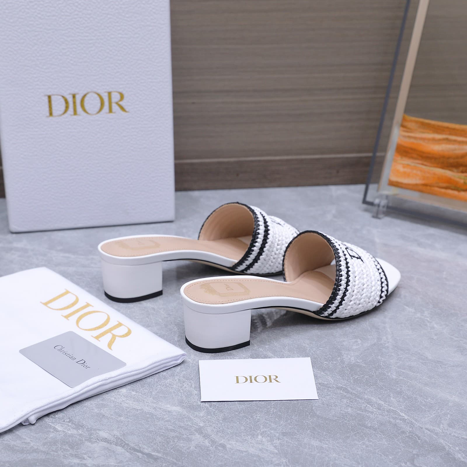 D5986 Dio*r Di*o*r Iviera Woven Slippers CD letter embroidery, thick heeled slippers; Rafa flower woven and embroidered fabric, classic letter embossed slippers with a flat sole — image 6