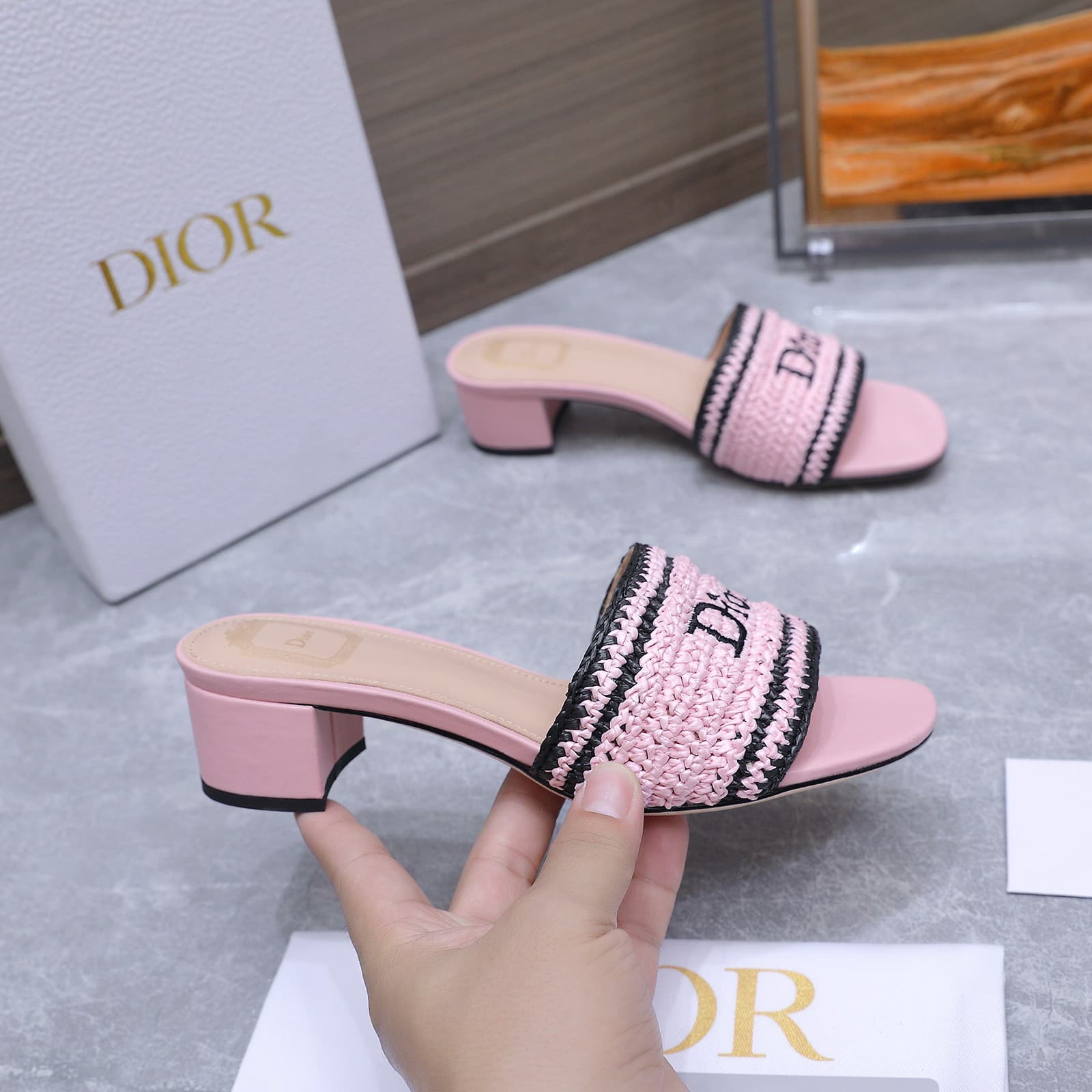 D5985 Dio*r Dio*r Iviera Woven Slippers CD letter embroidery, thick heeled slippers; Rafa grass woven and embroidered fabric; classic letter embossed slippers with a solid design — image 5