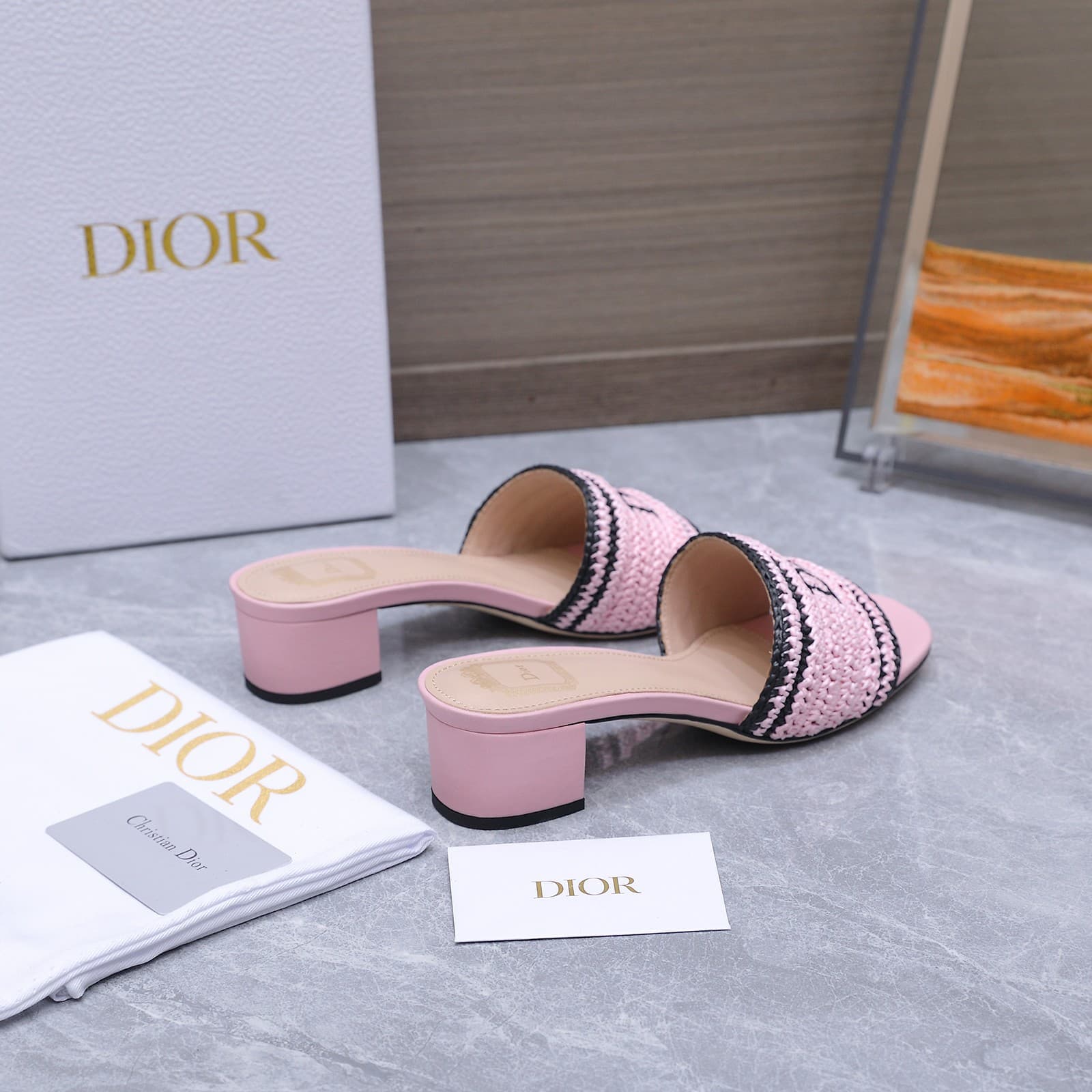 D5985 Dio*r Dio*r Iviera Woven Slippers CD letter embroidery, thick heeled slippers; Rafa grass woven and embroidered fabric; classic letter embossed slippers with a solid design — image 3