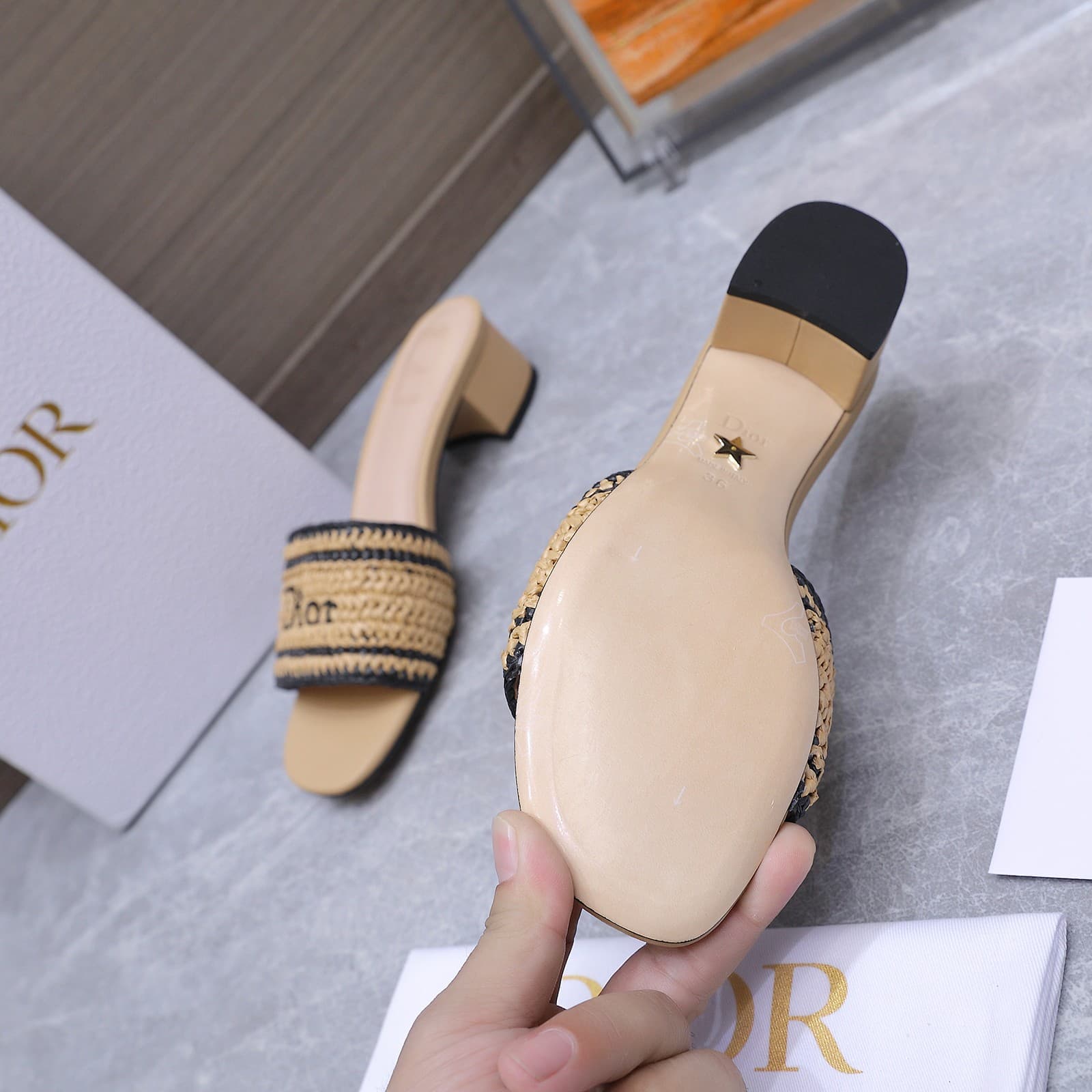 D5984 Dio*r Diore Iviera Woven slippers CD letter embroidery, thick heel slippers. Rafe grass woven and embroidered fabric. Classic letter embossed slippers with a flat sole. — image 4