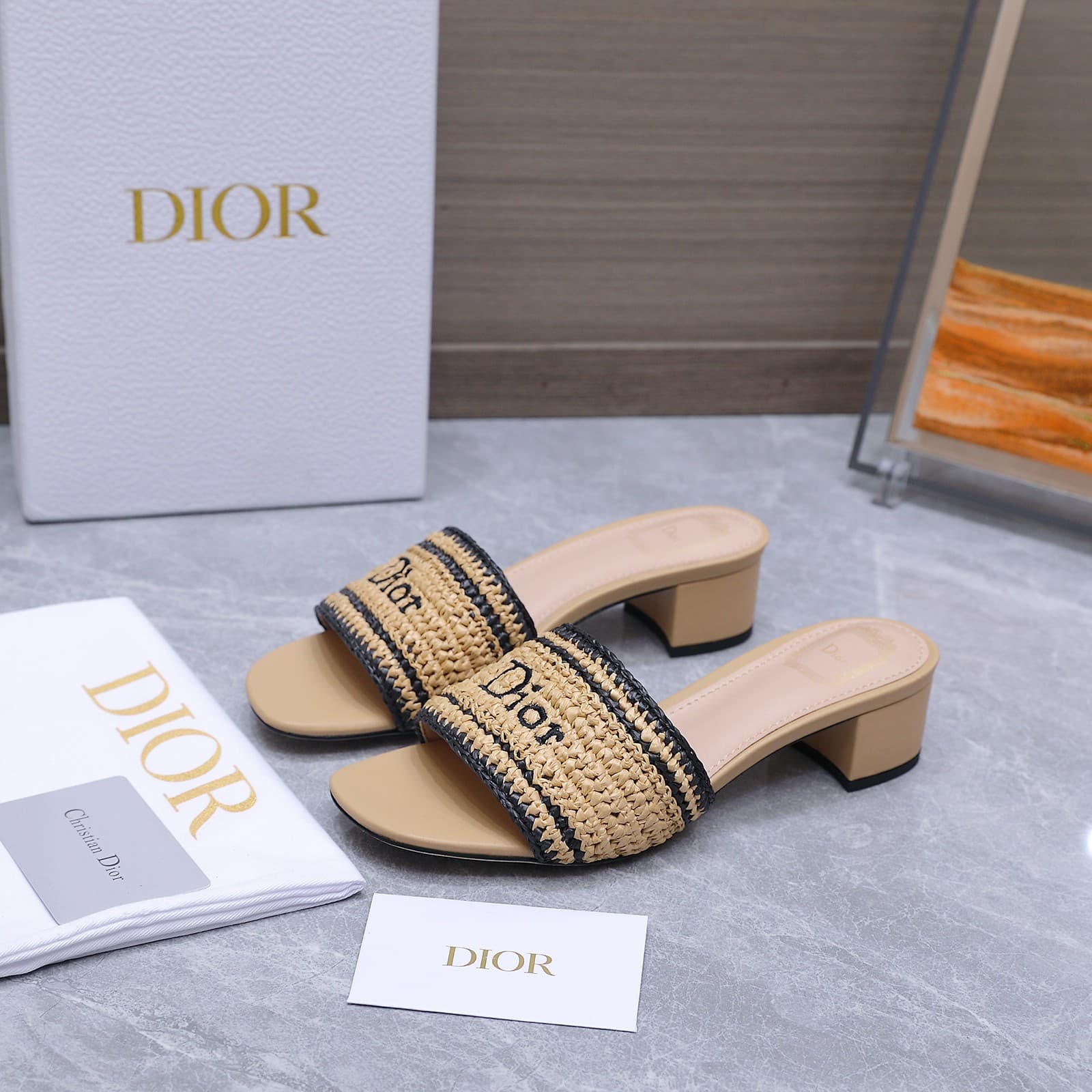 D5984 Dio*r Diore Iviera Woven slippers CD letter embroidery, thick heel slippers. Rafe grass woven and embroidered fabric. Classic letter embossed slippers with a flat sole. — image 6