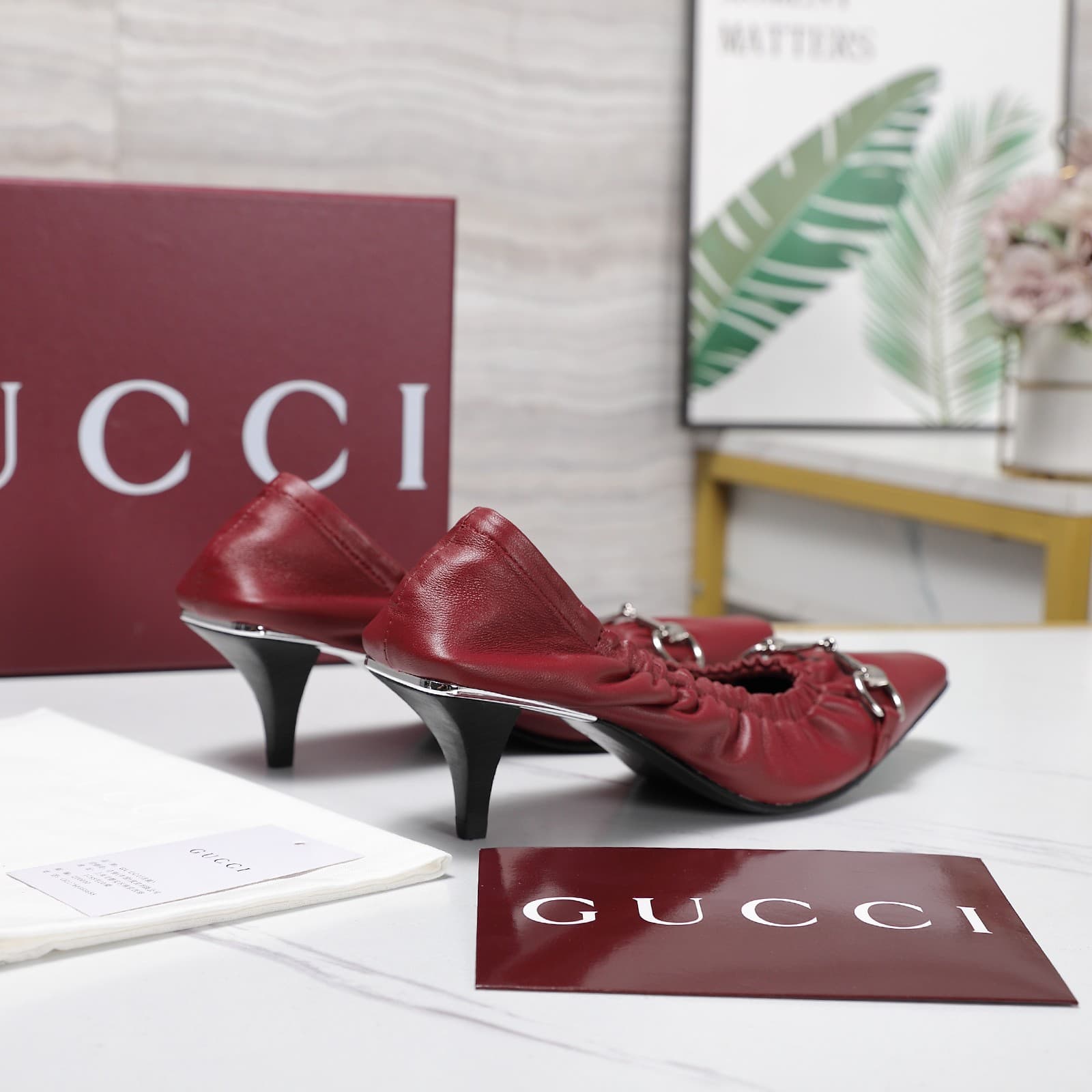 D6918 2026 Early Autumn 🆕 GUCCI High-end Collection – Elastic laces, rubber straps, flexible heels, low-top women’s shoes — image 4