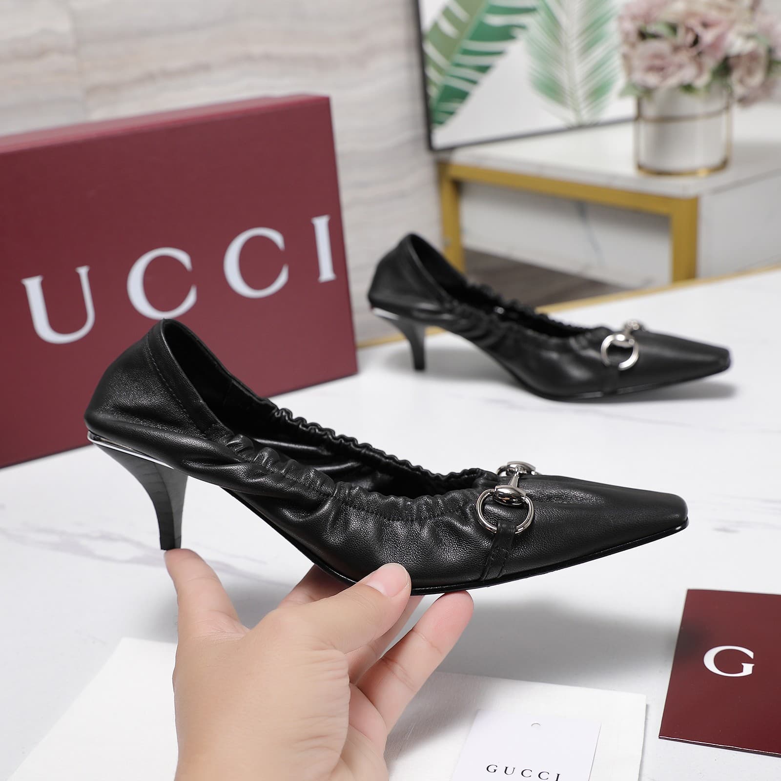 D6916 2026 Early Autumn 🆕 GUCCI High-end Collection – Elastic straps, rubber bands, breathable shoes with a low toe — image 3