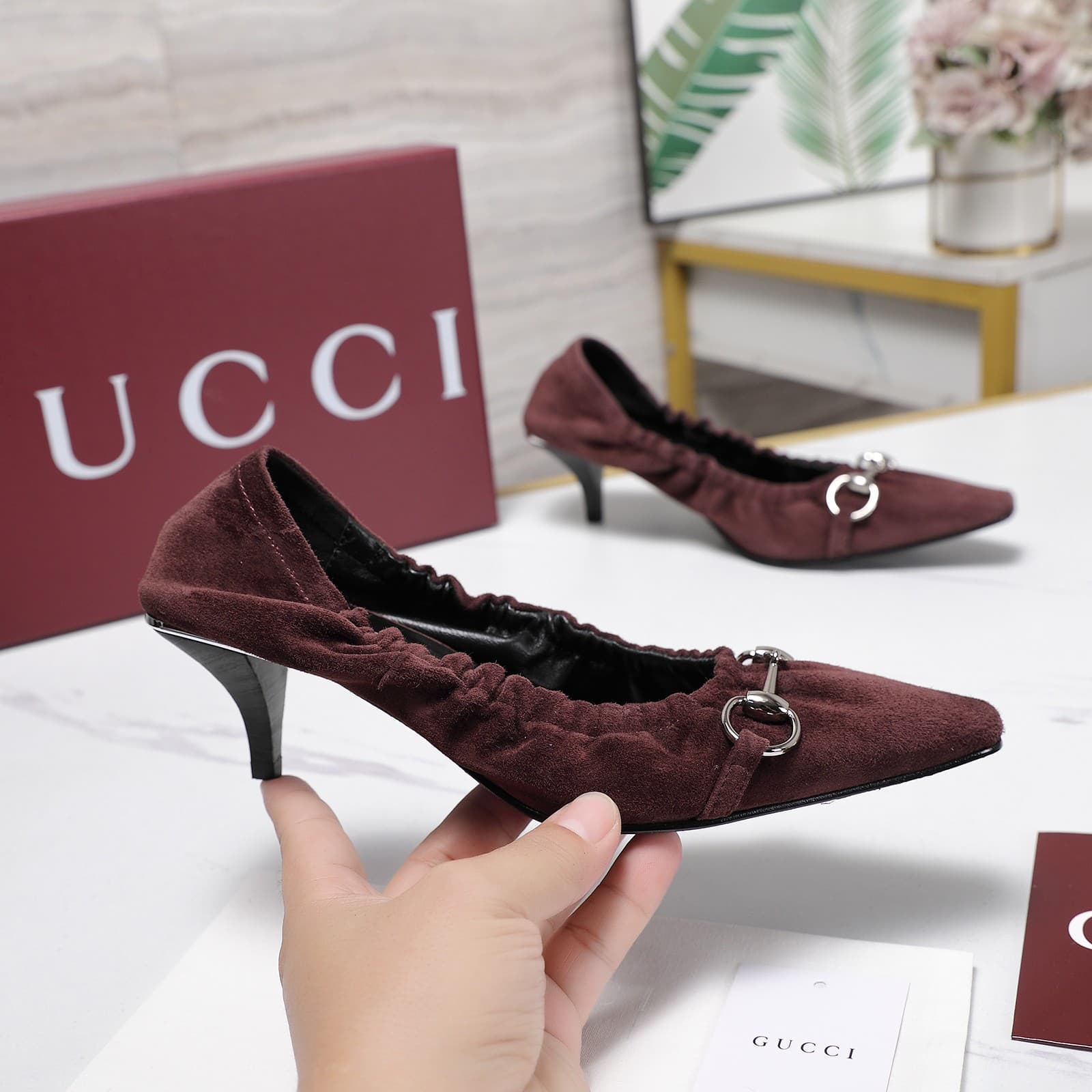 D6915 2026 Early Autumn 🆕 GUCCI High-end Collection – Elastic straps and rubber bands, breathable low-top women’s shoes — image 5