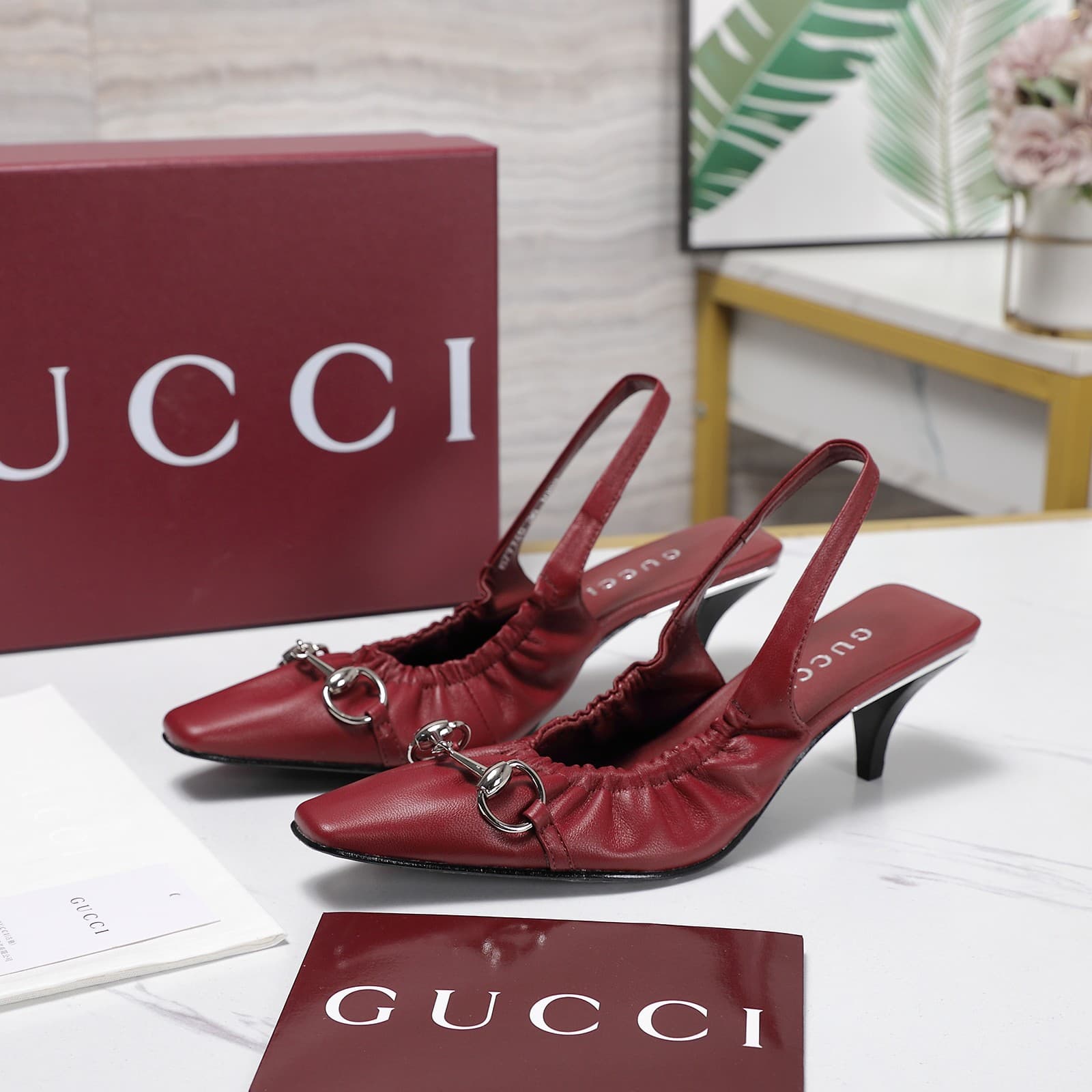D6913 2026 Early Autumn 🆕 GUCCI High-end Collection – Elastic laces, rubber straps, breathable low-top women’s shoes — image 3