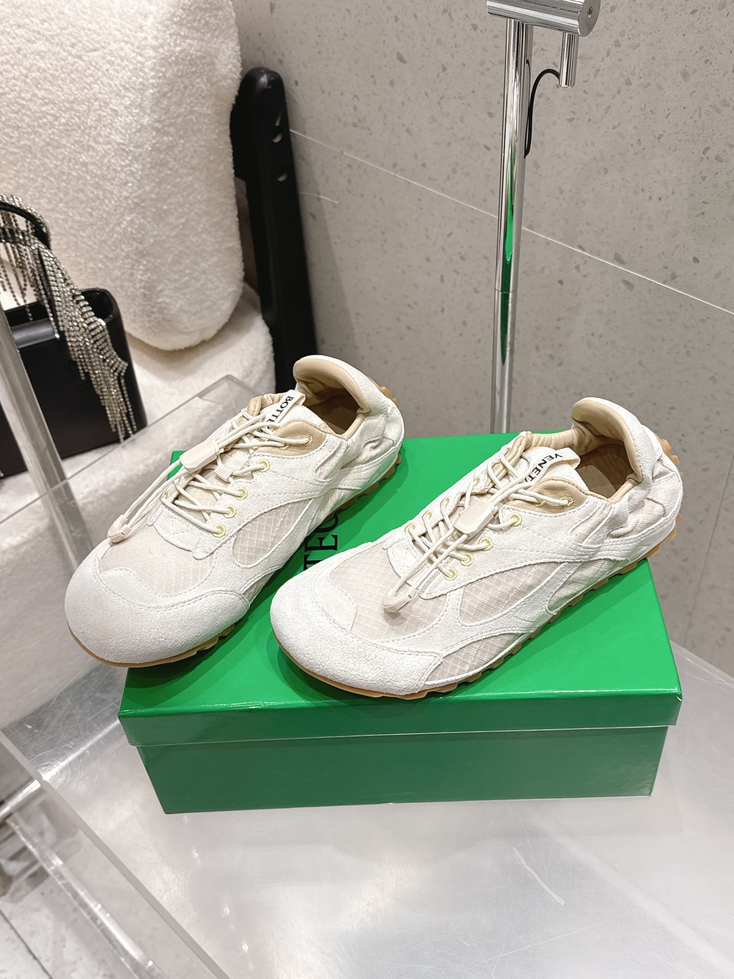 C224 High version — image 2