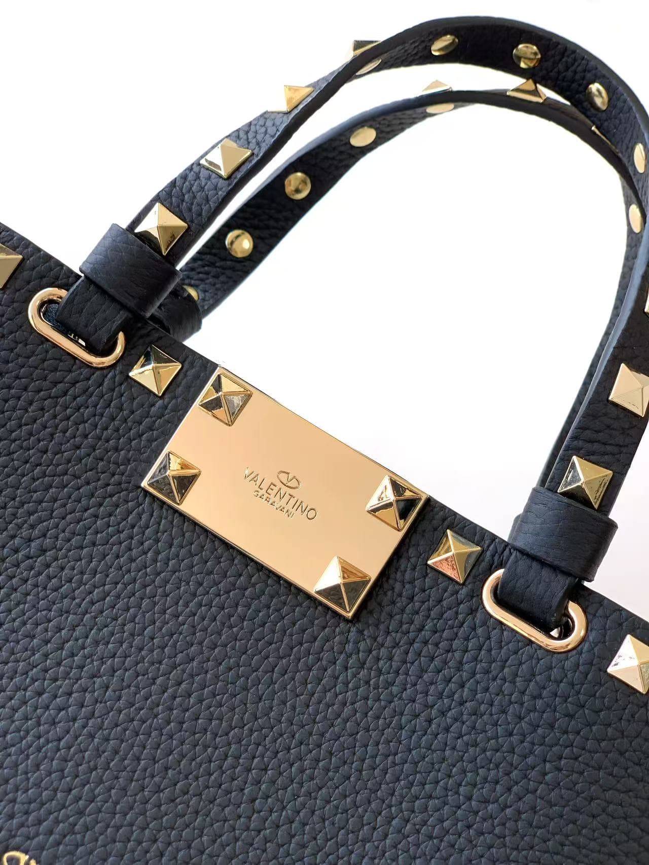C8220 – New colors are available for sale — image 4