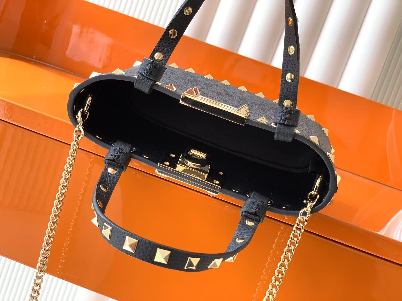 C8220 – New colors are available for sale — image 8