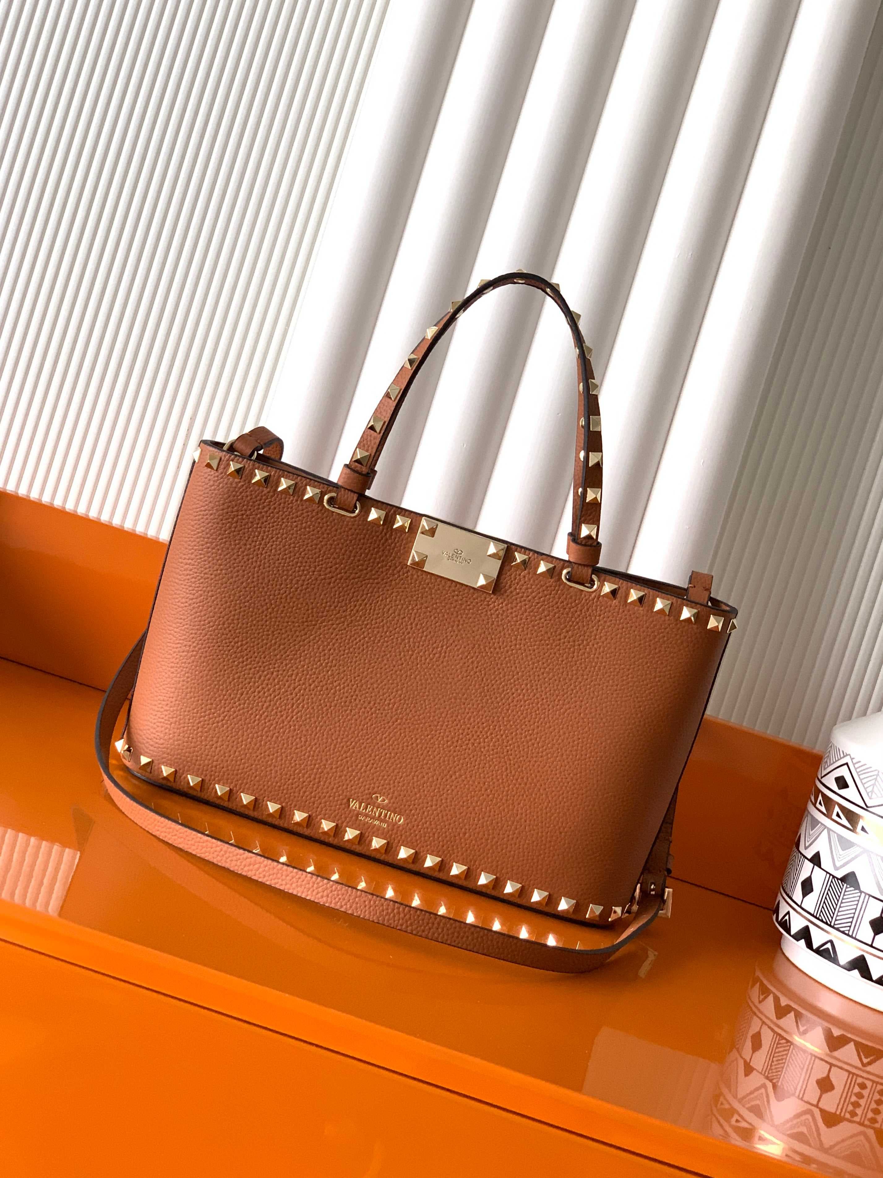 C8226 New products available for purchase (large size) — image 3