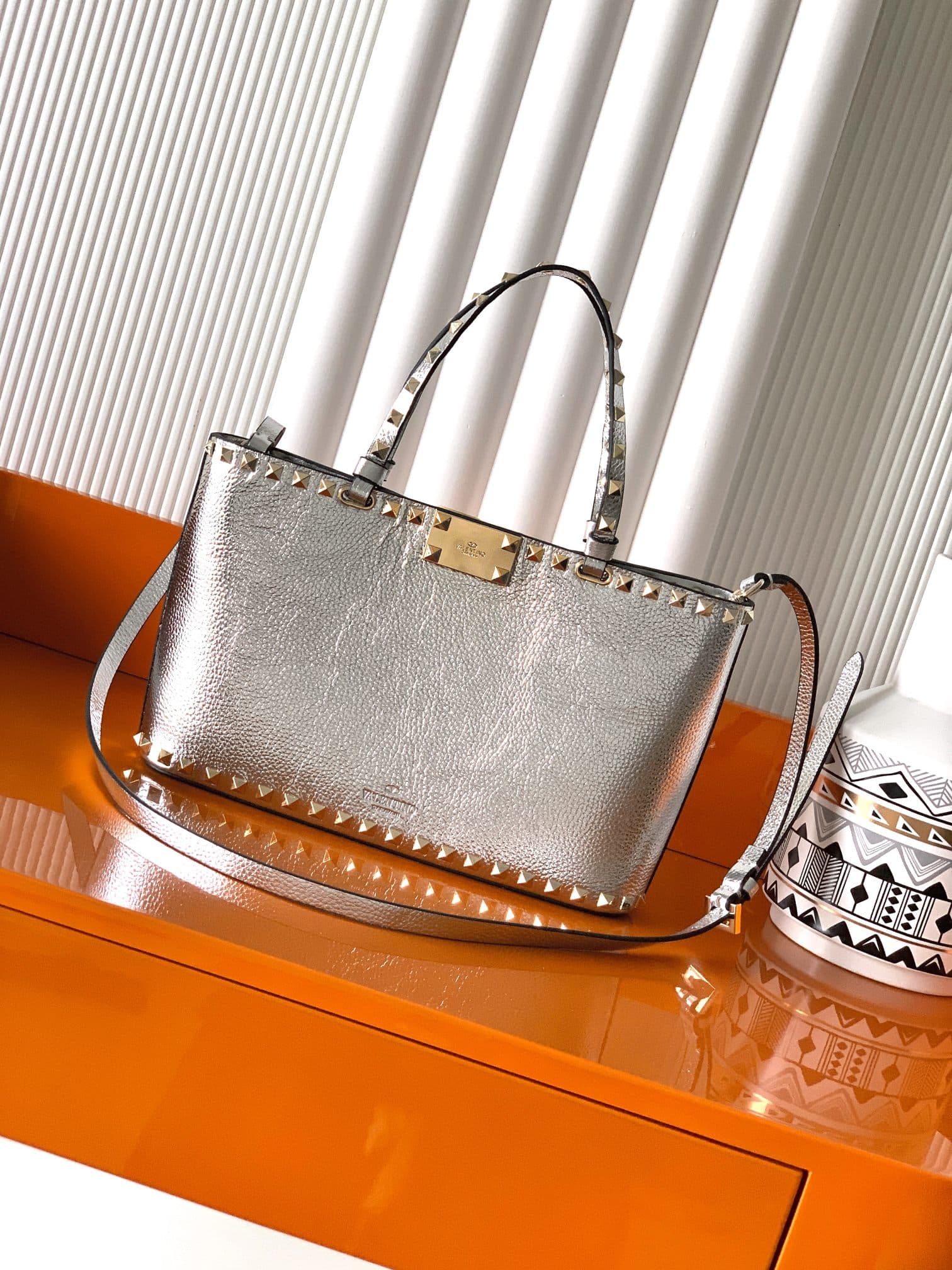 C8222 New products available for purchase (large size) — image 3