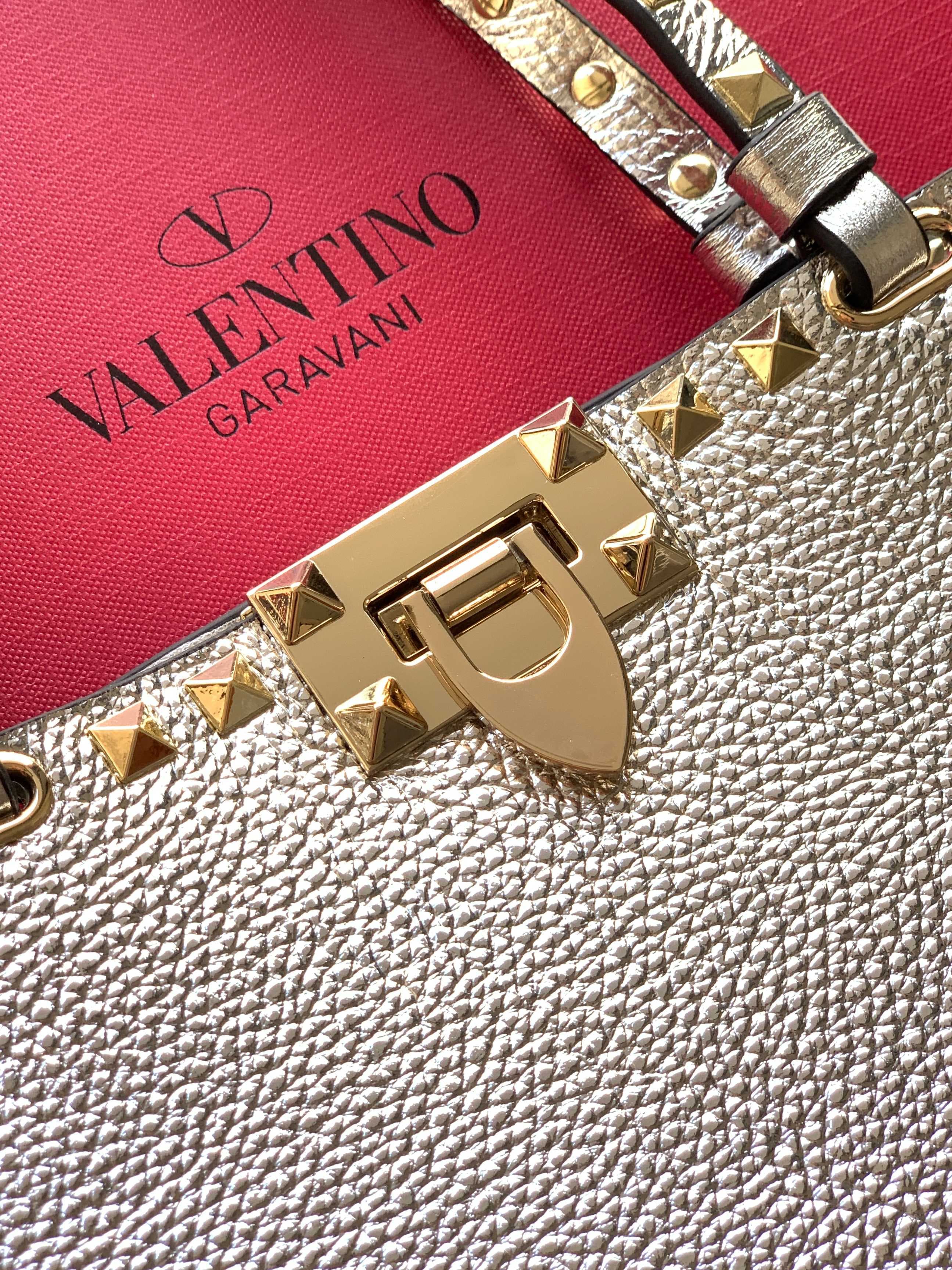 C8222 New products available for purchase (large size) — image 5