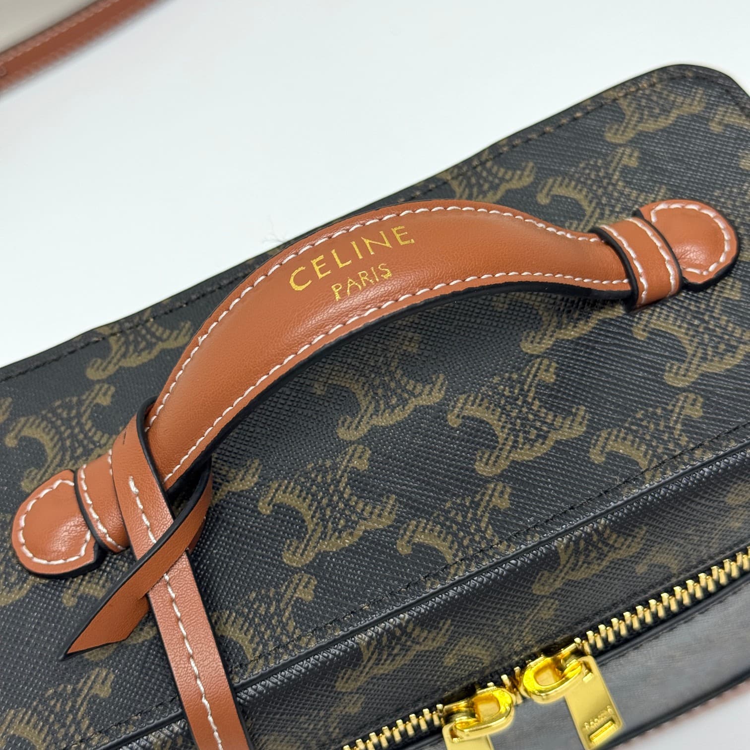 C414 CE VANITY makeup bag 👛 — image 3
