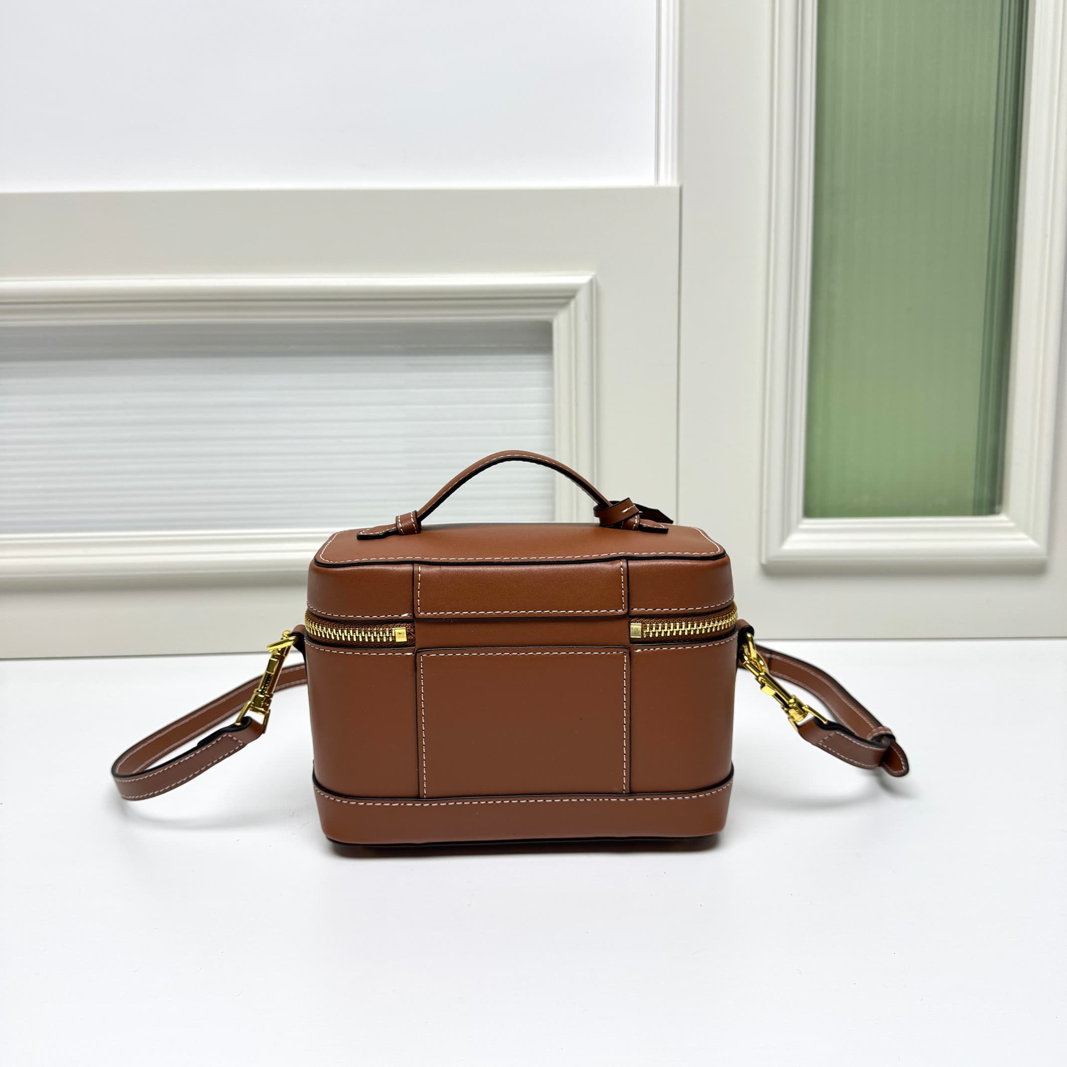 C413 CE VANITY makeup bag 👛 — image 7