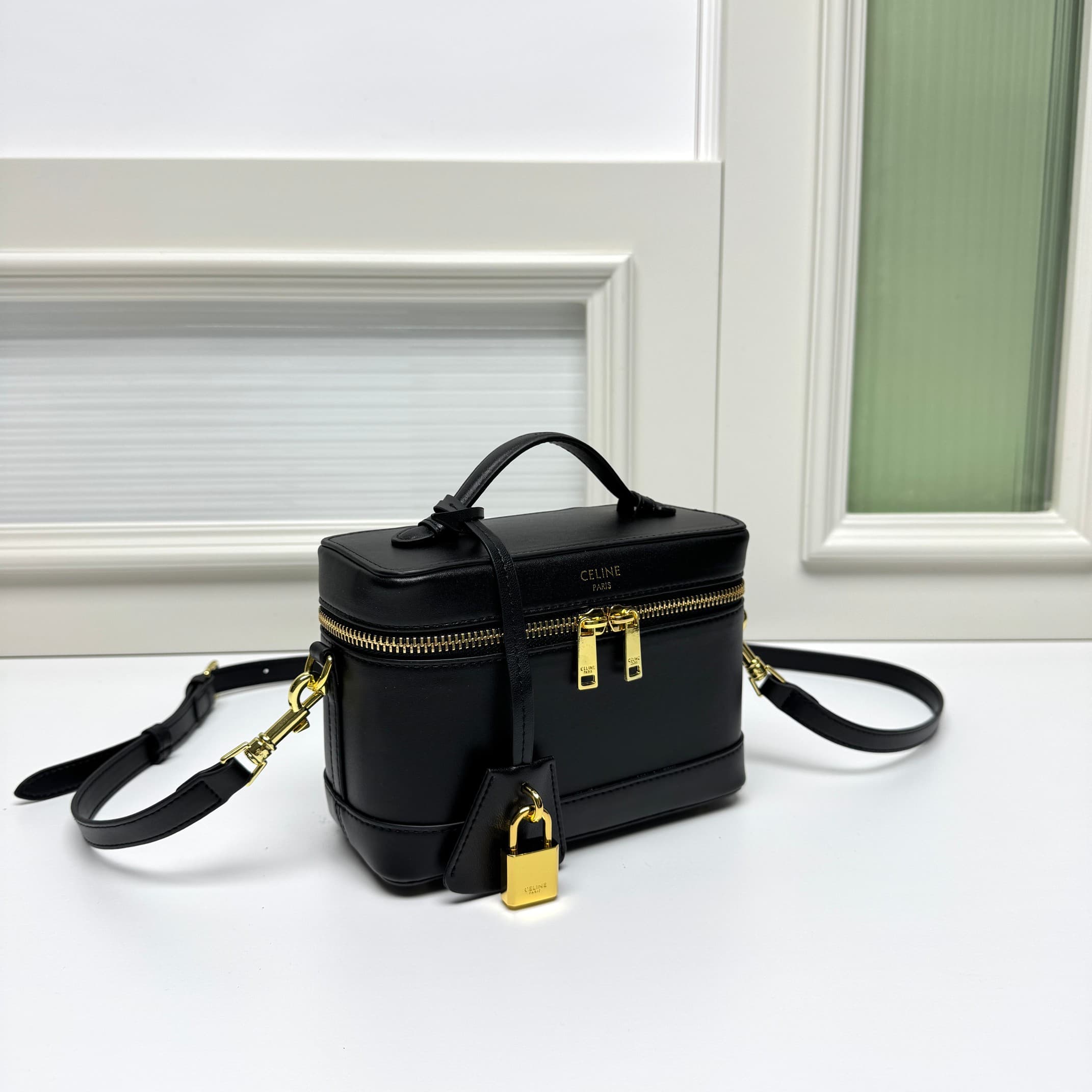 C412 CE VANITY makeup bag 👛 — image 5