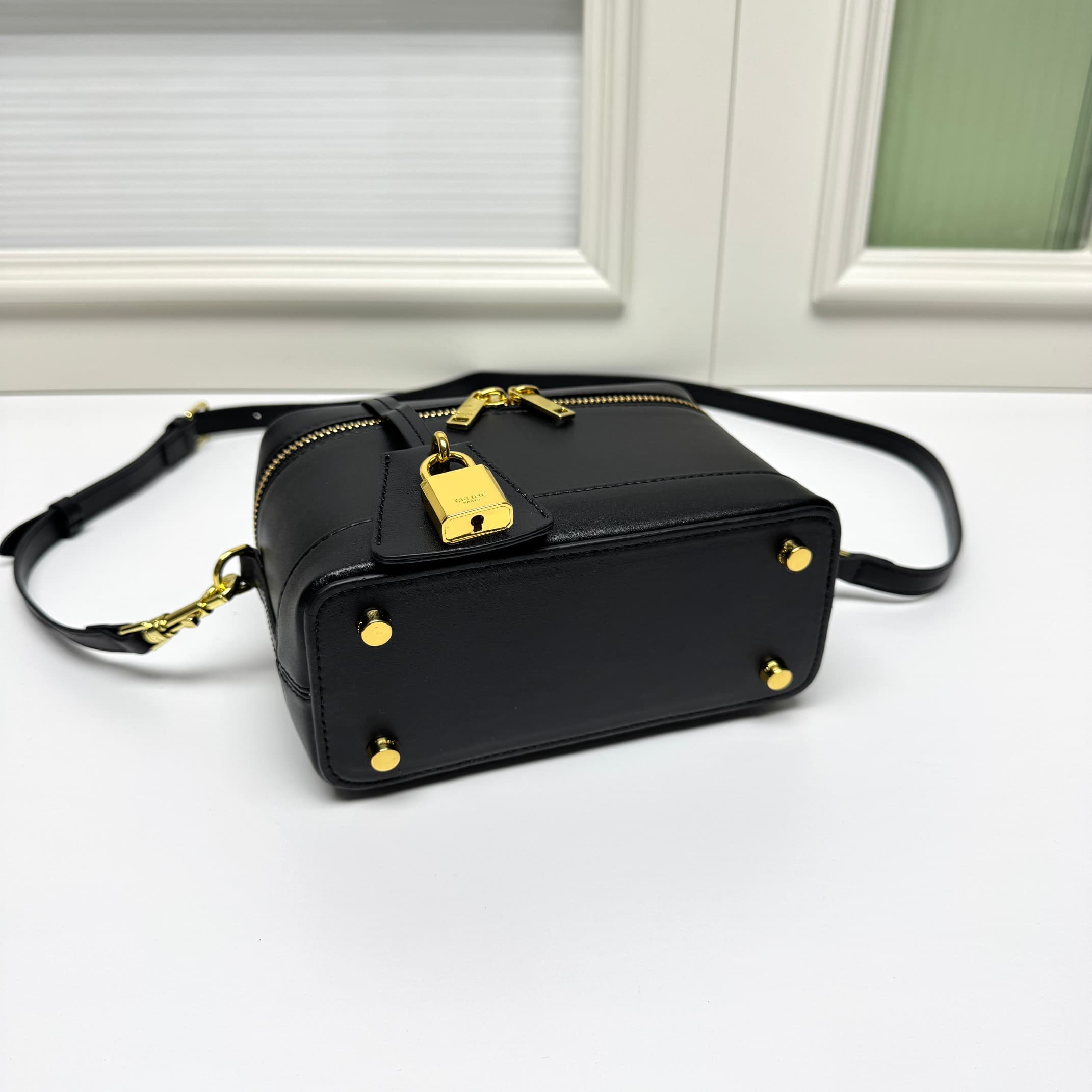 C412 CE VANITY makeup bag 👛 — image 8