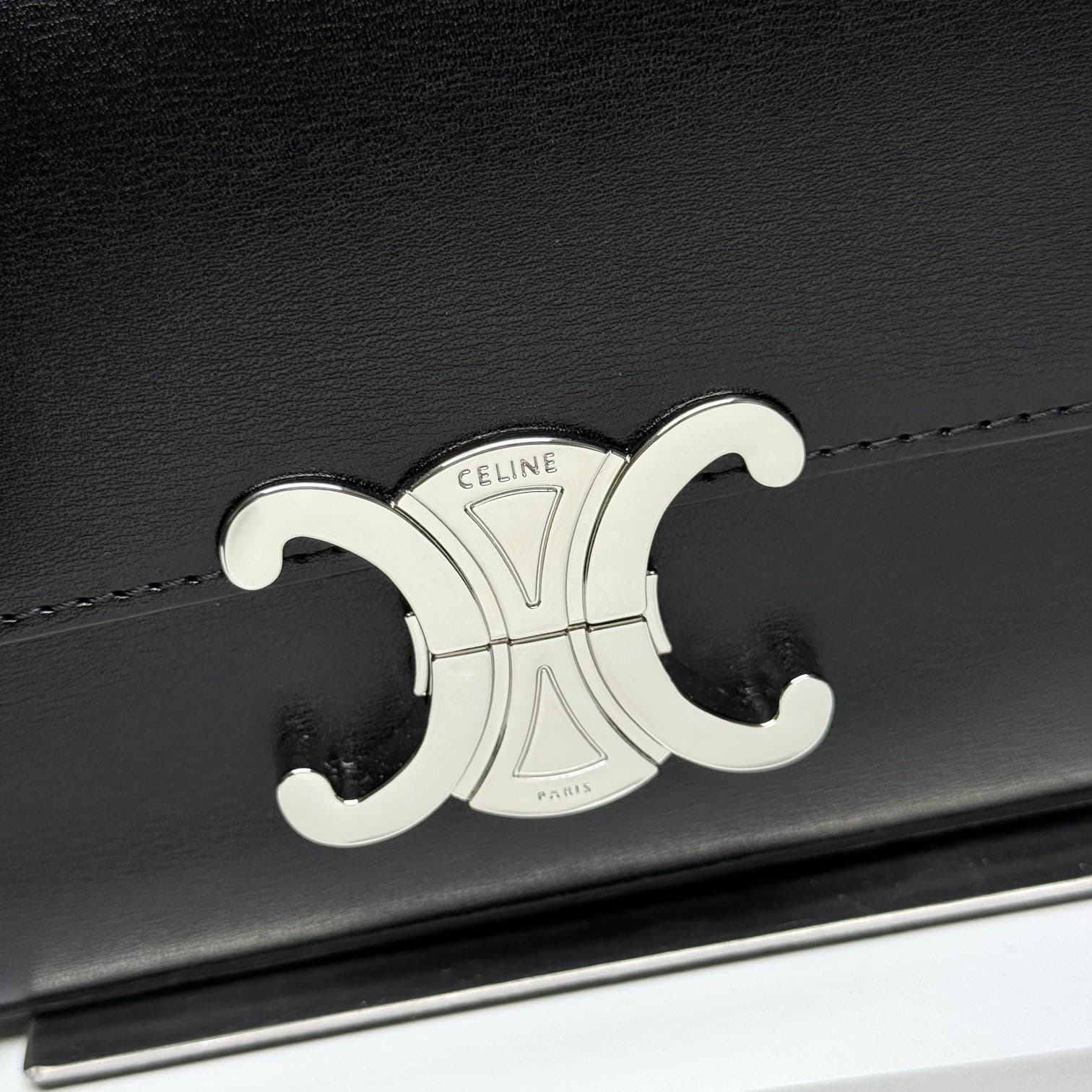 C434 Triomphe Triumph Arch underarm bag — image 2