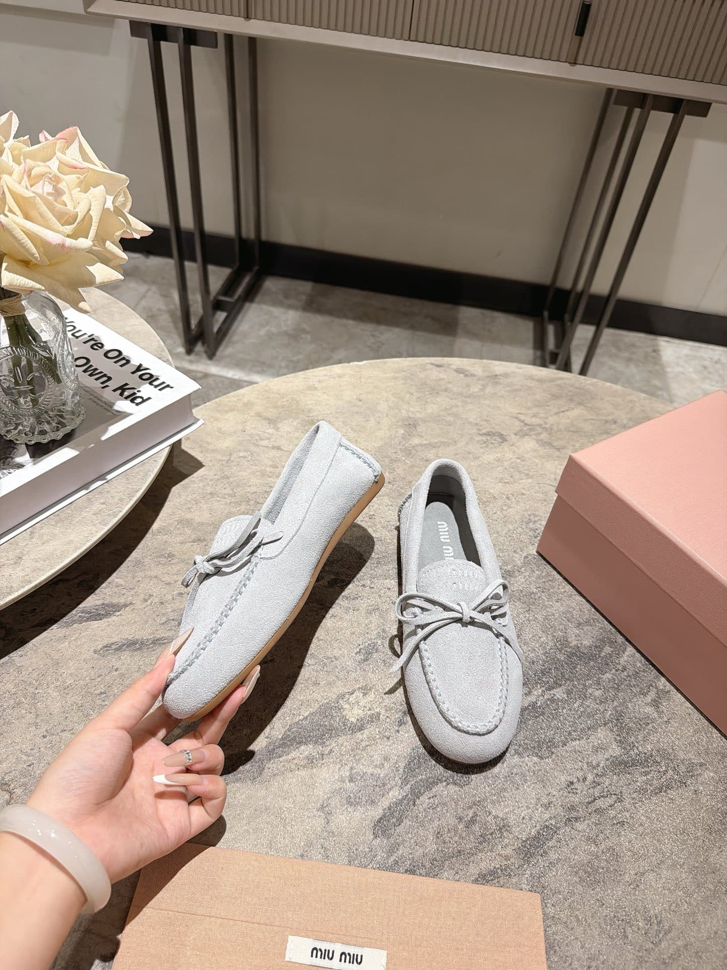 D10630 Miumiu 26 Vintage/Retro Spring/Summer New Design with Vintage Bow Leif Shoes 🎉🎉 — image 3