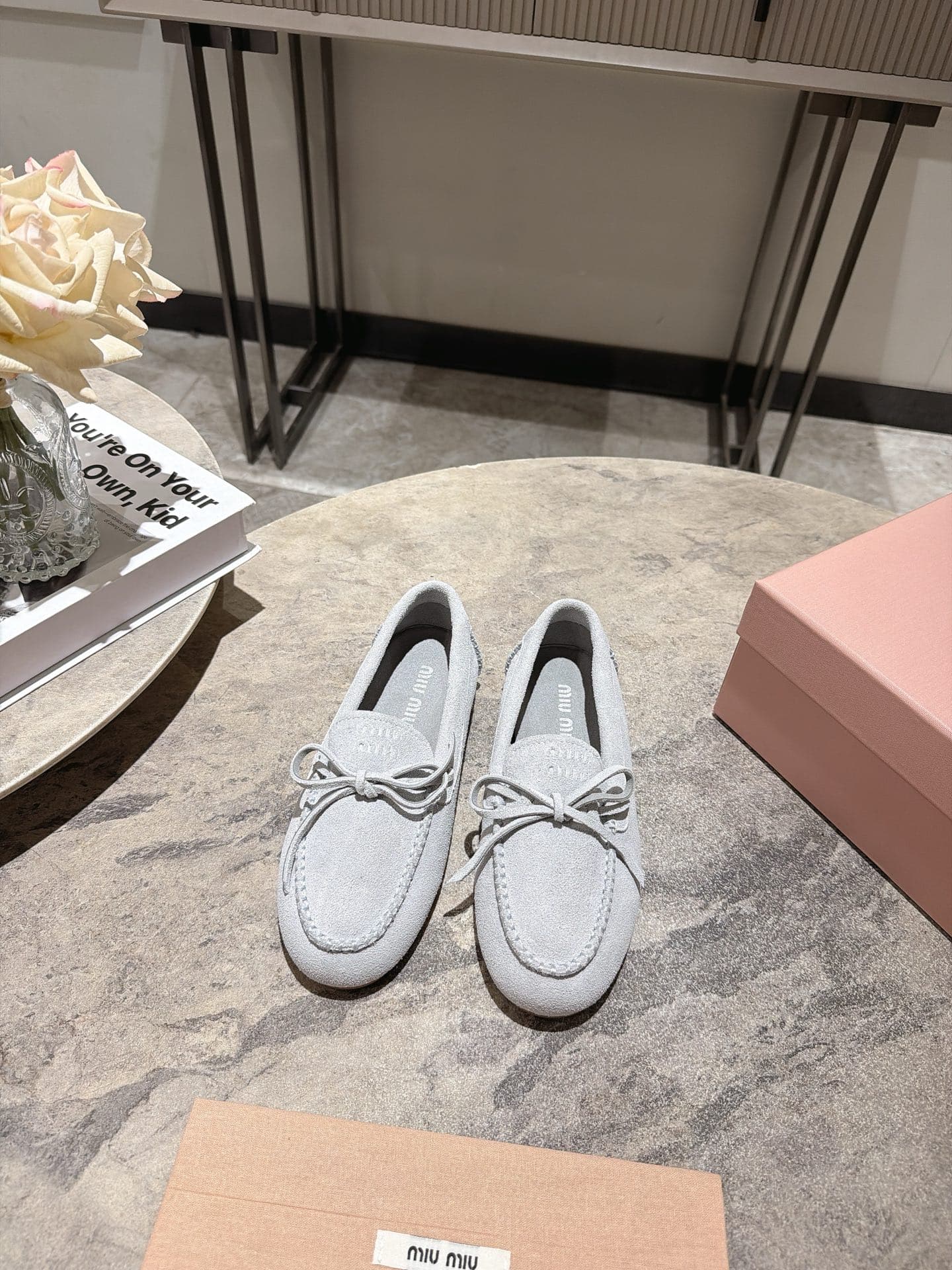 D10630 Miumiu 26 Vintage/Retro Spring/Summer New Design with Vintage Bow Leif Shoes 🎉🎉 — image 1