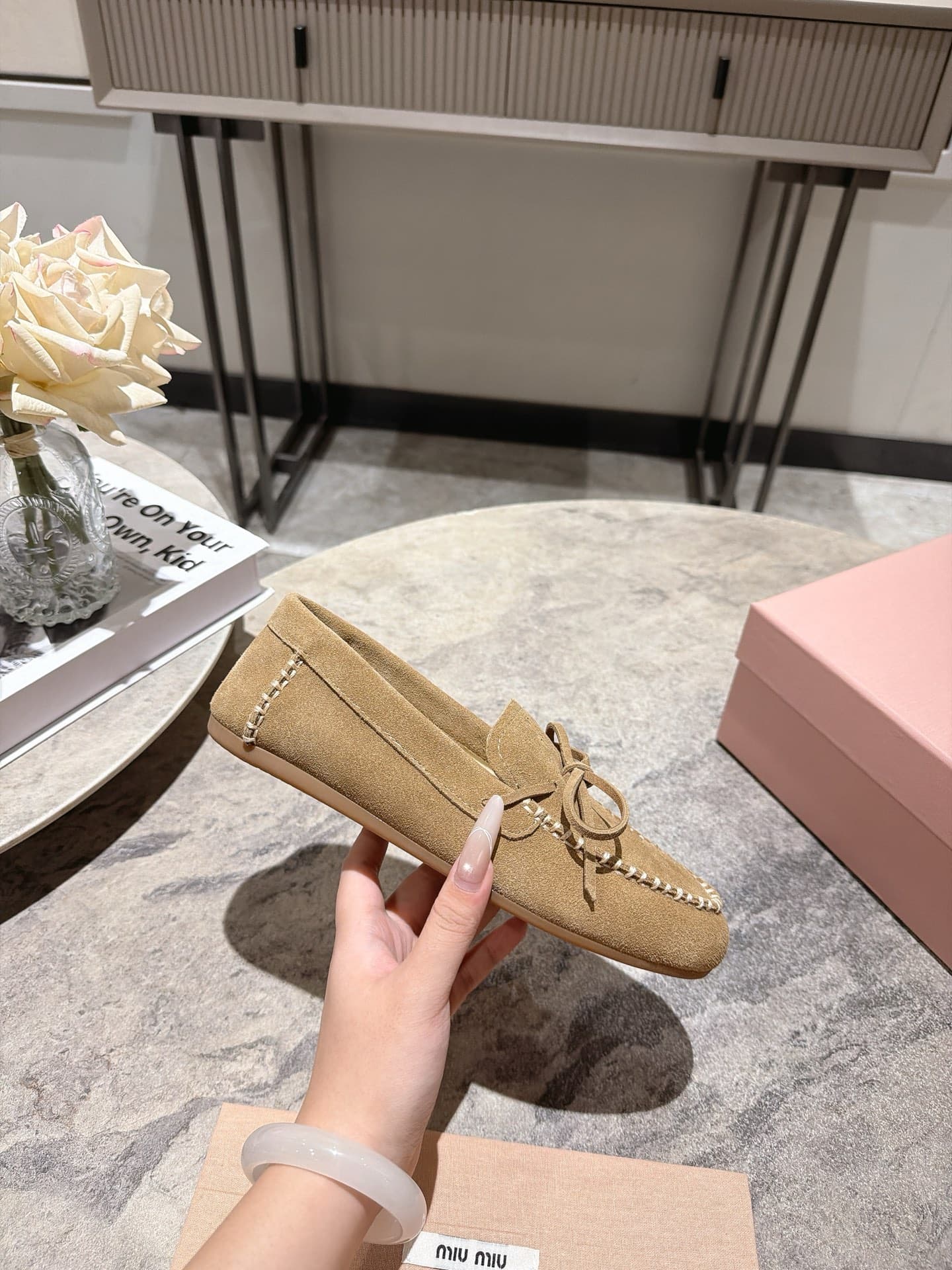 D10629 Miumiu 26 Vintage/Retro New Spring/Summer Bowlace Loafers 🎉🎉 — image 5